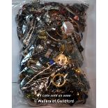 Bag Of Costume Jewellery, Gross Weight 2.48 Kilograms