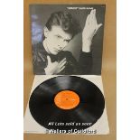 *David Bowie Heroes Vinyl First Pressing With Song Sheet- Rca Records, Pl 12522 A, 1977 [LQD123]
