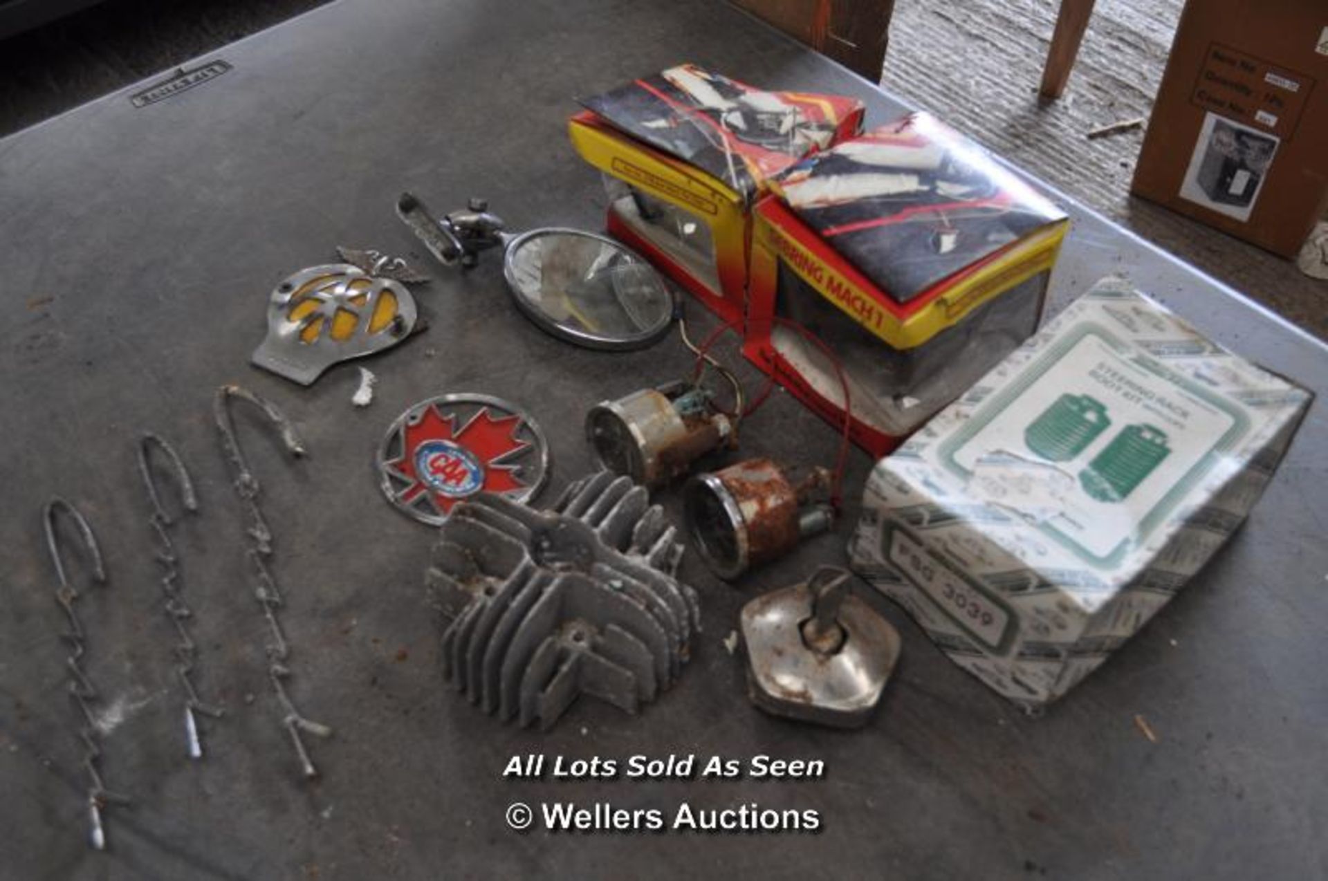 COLLECTION OF VINTAGE PARTS TO INCLUDE PAIR OF SEBRING MACH 1 MIRRORS, STEERING RACK BOOT KIT, TWO - Image 6 of 6