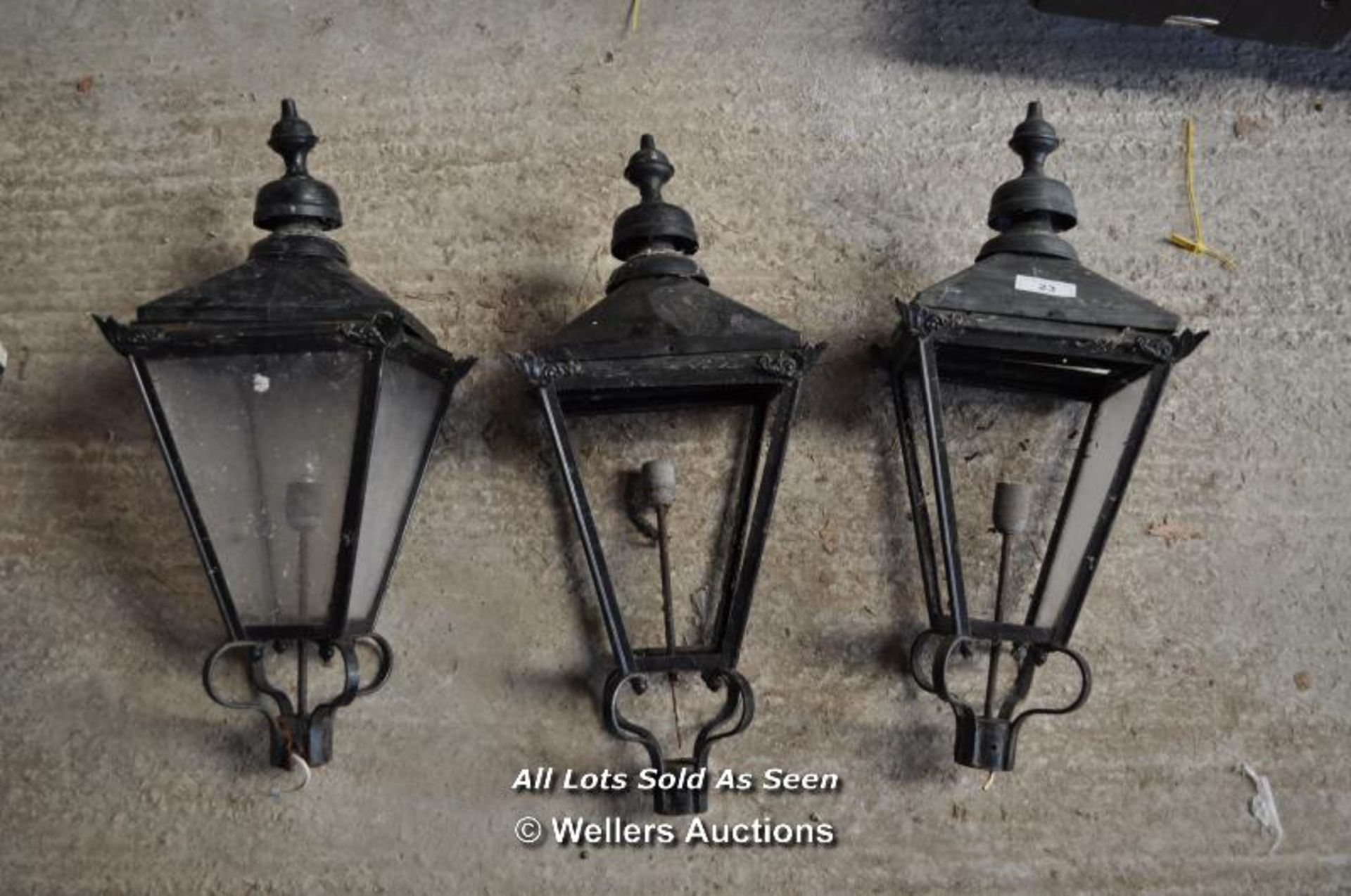 X3 LARGE COACH LIGHTS FOR RESTORATION