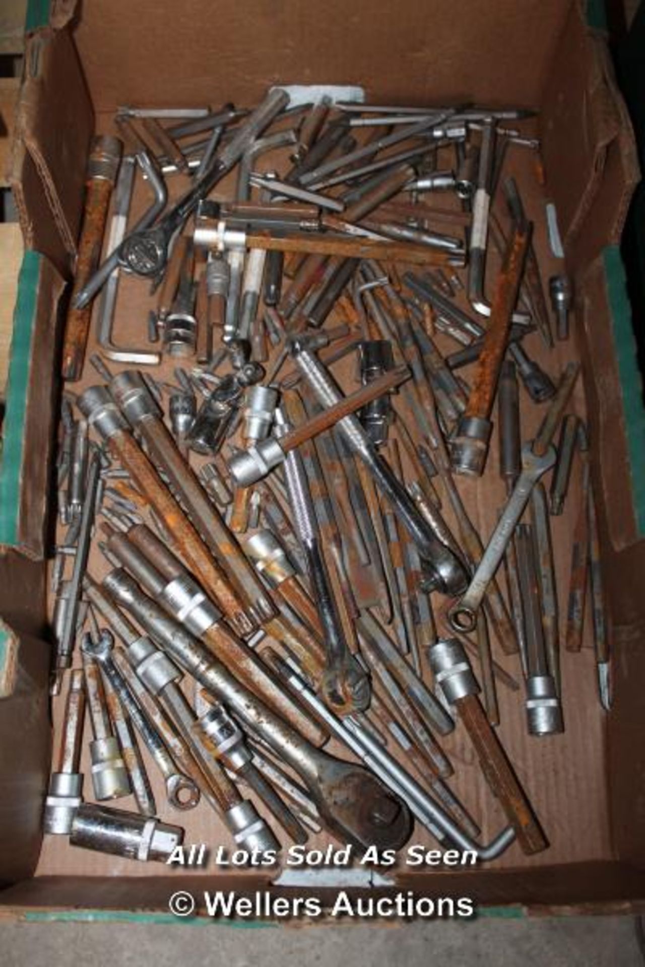 CRATE FULL OF ASSORTED HEX KEYS AND SOCKETS