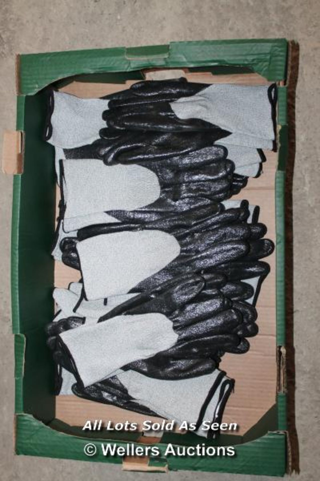 X15 NEW PAIRS OF HEAVY DUTY RUBBER WORK GLOVES, SIZE LARGE