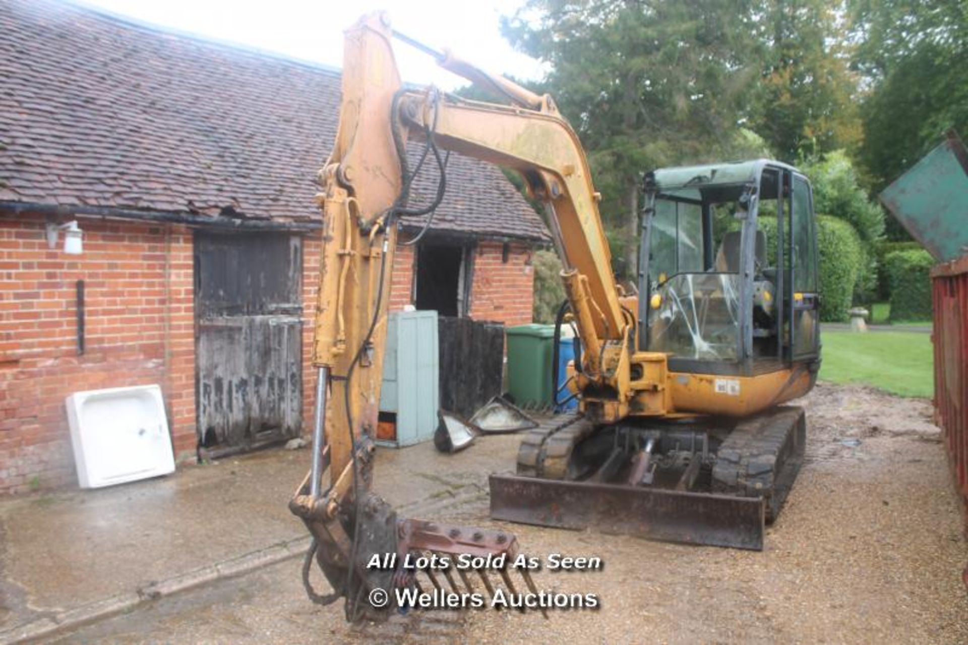 CASE CX50 6T DIGGER - APPROX 5867 HOURS - RUNNER - DOES NOT INCLUDE BALE SPIKE ATTACHMENT