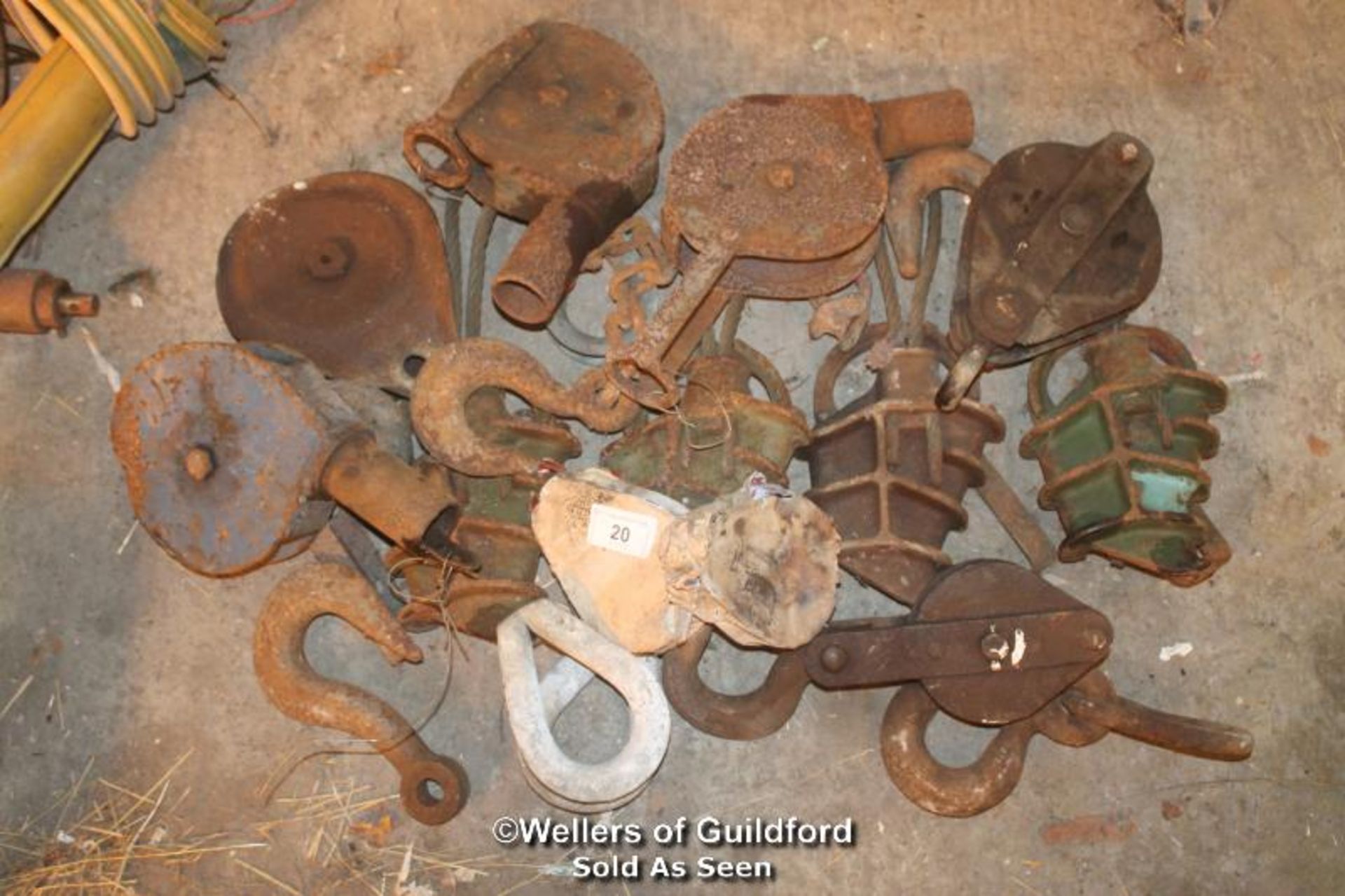 JOB LOT OF HOIST HARDWARE