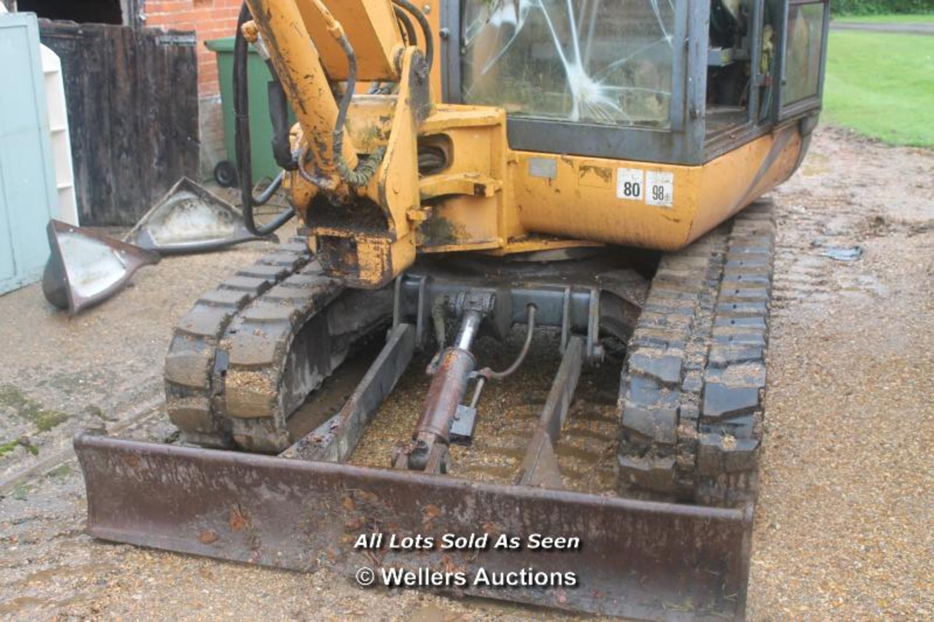 CASE CX50 6T DIGGER - APPROX 5867 HOURS - RUNNER - DOES NOT INCLUDE BALE SPIKE ATTACHMENT - Image 2 of 7