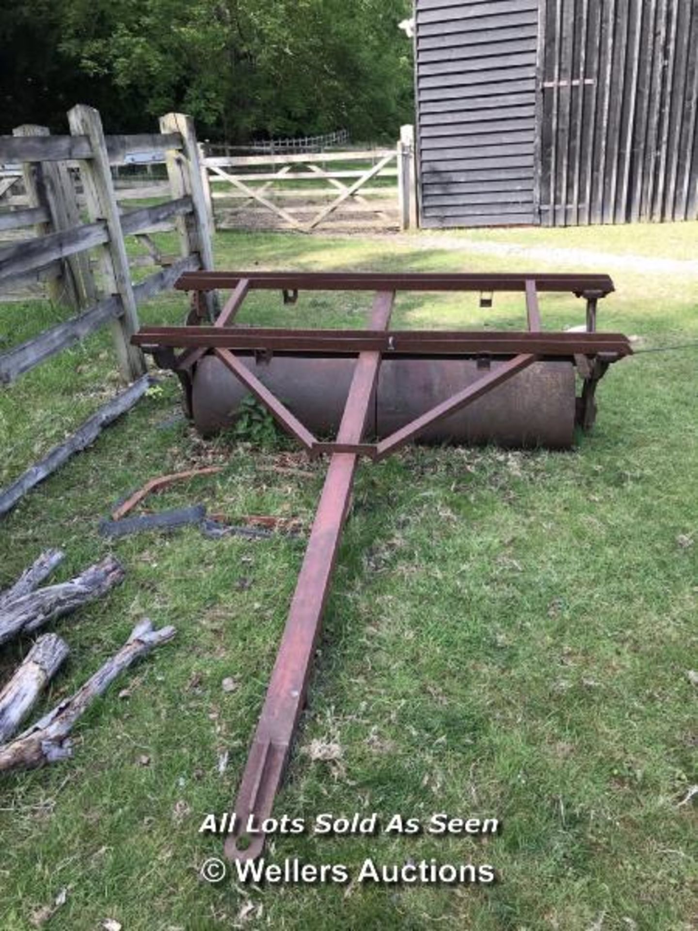 OLD FOUNDRY CO DOUBLE ROLLER / COLLECTION FROM CHAWTON NEAR ALTON - BUYER MUST HAVE LOADING