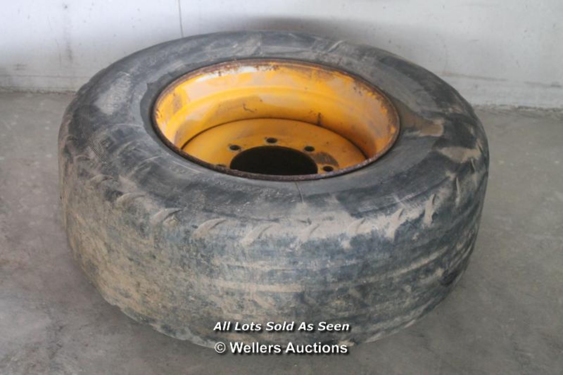 *8 STUD 385/65R 22.5 TRAILER WHEEL AND TYRE / PLUS VAT / COLLECTION FROM ITCHEN ABBAS, A 5