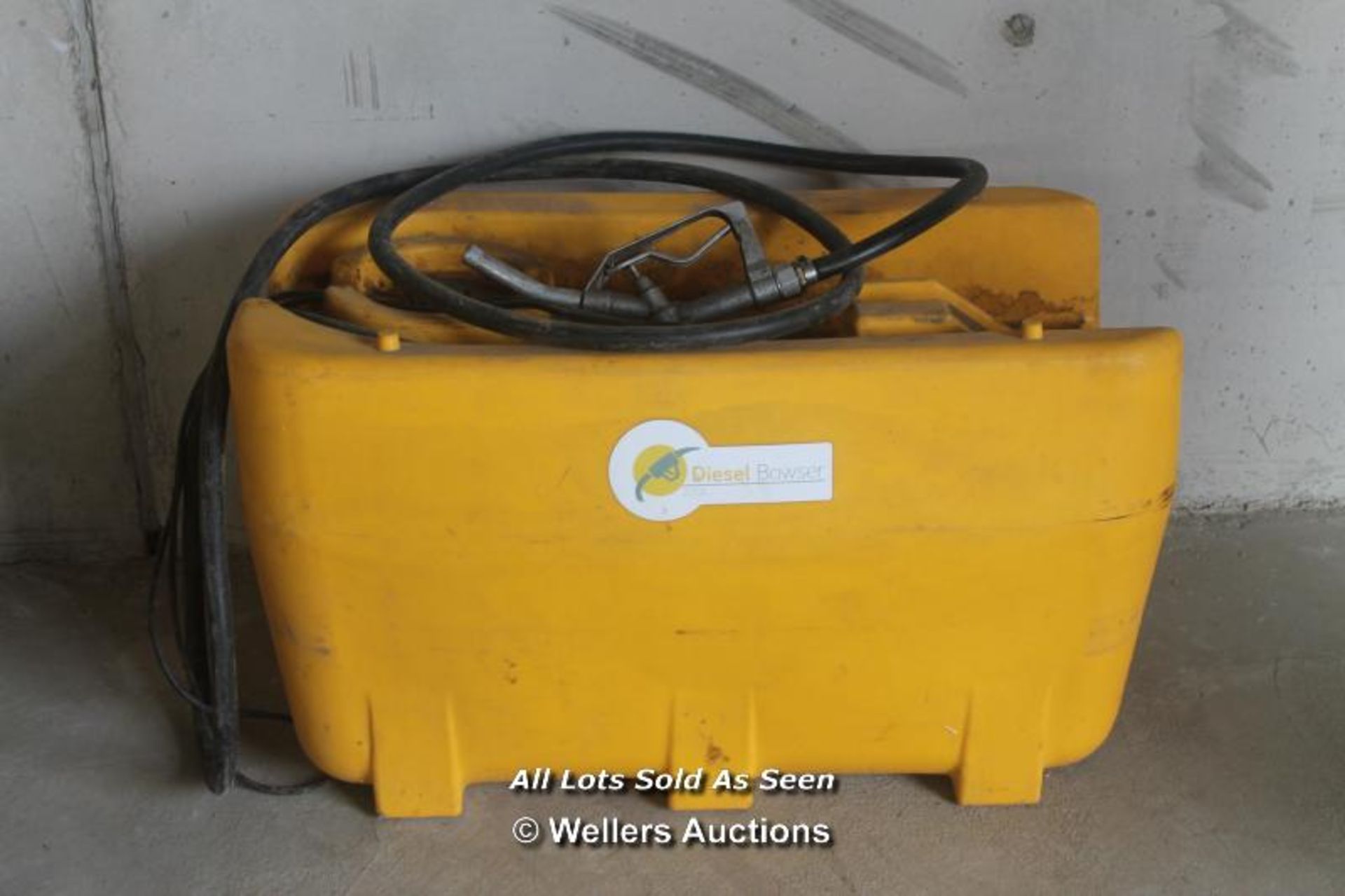 *200LT FUEL BOWSER / PLUS VAT / COLLECTION FROM ITCHEN ABBAS, A 5 MINUTE DRIVE FROM AVINGTON,