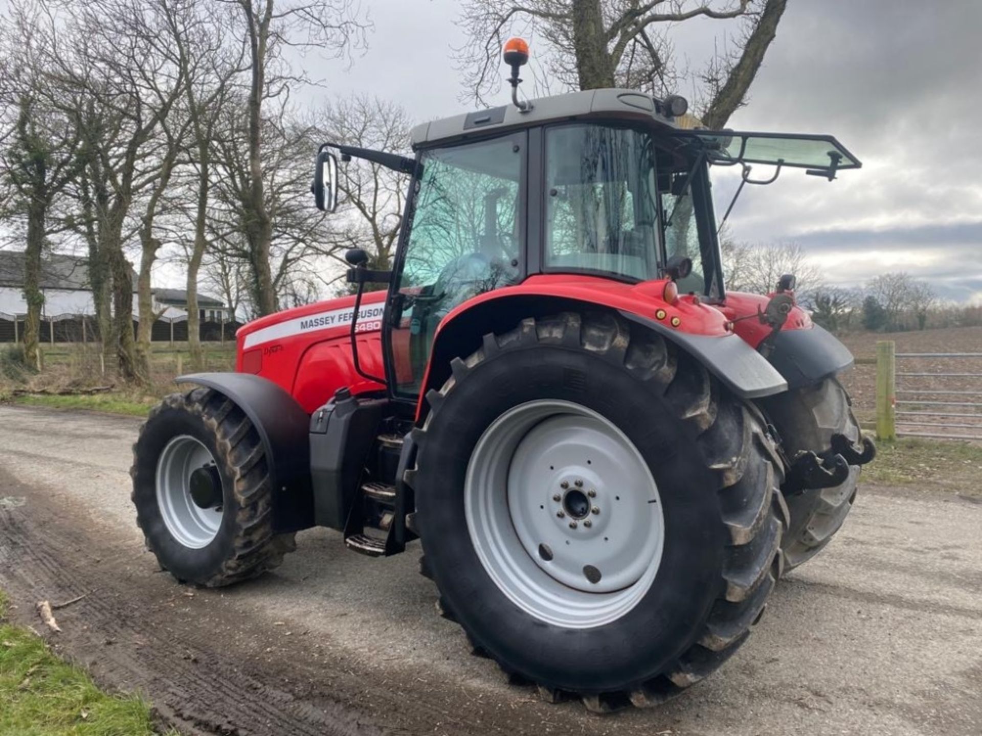 2007 MASSEY FERGUSON 6480 4WD TRACTOR 5000 HRS, FRONT LINKAGE, 50K BOX - Image 4 of 8