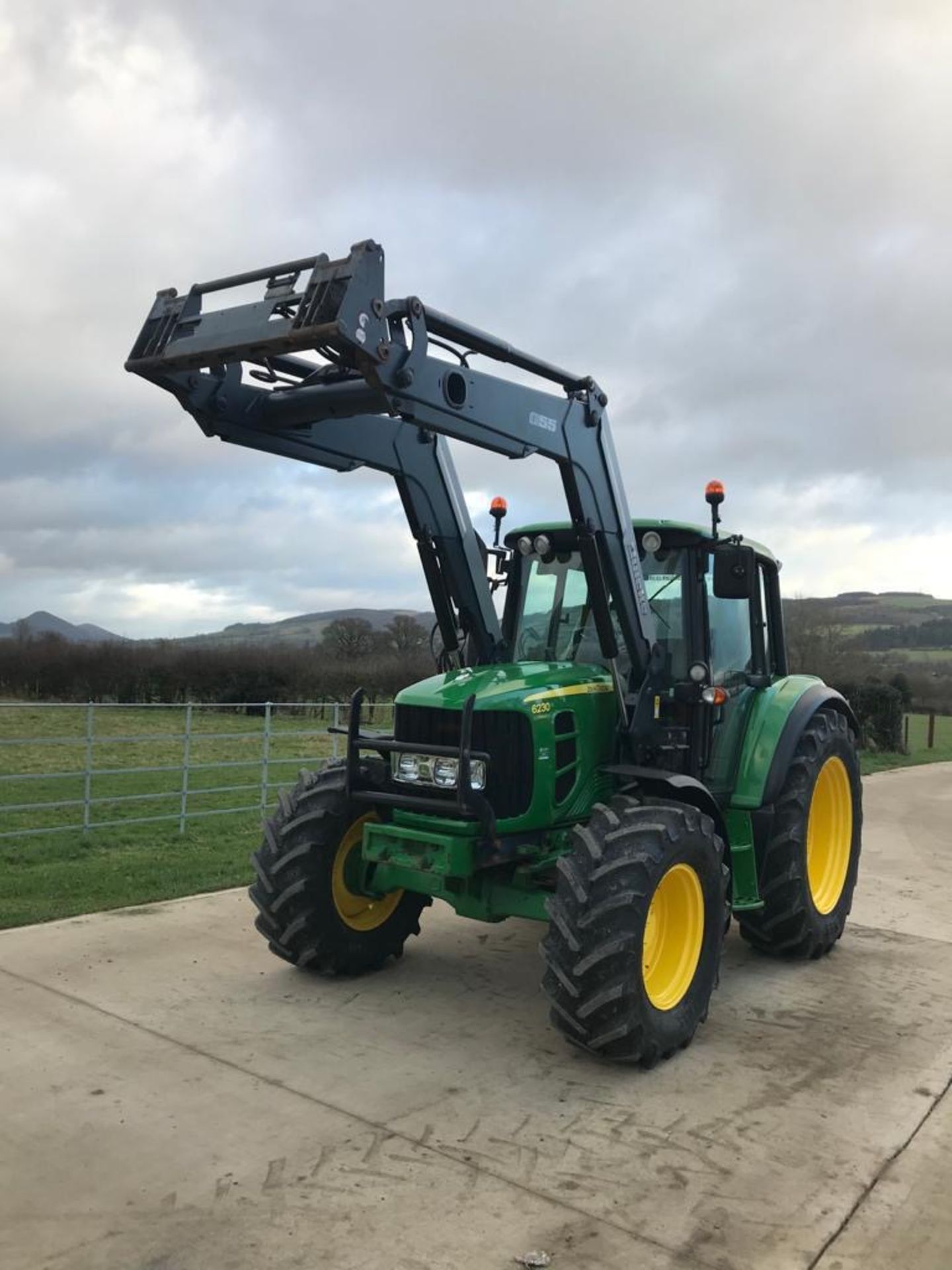 JOHN DEERE 6230 TRACTOR WITH QUICKE Q55 LOADER 07 PLATE APPROX 5715 HOURS