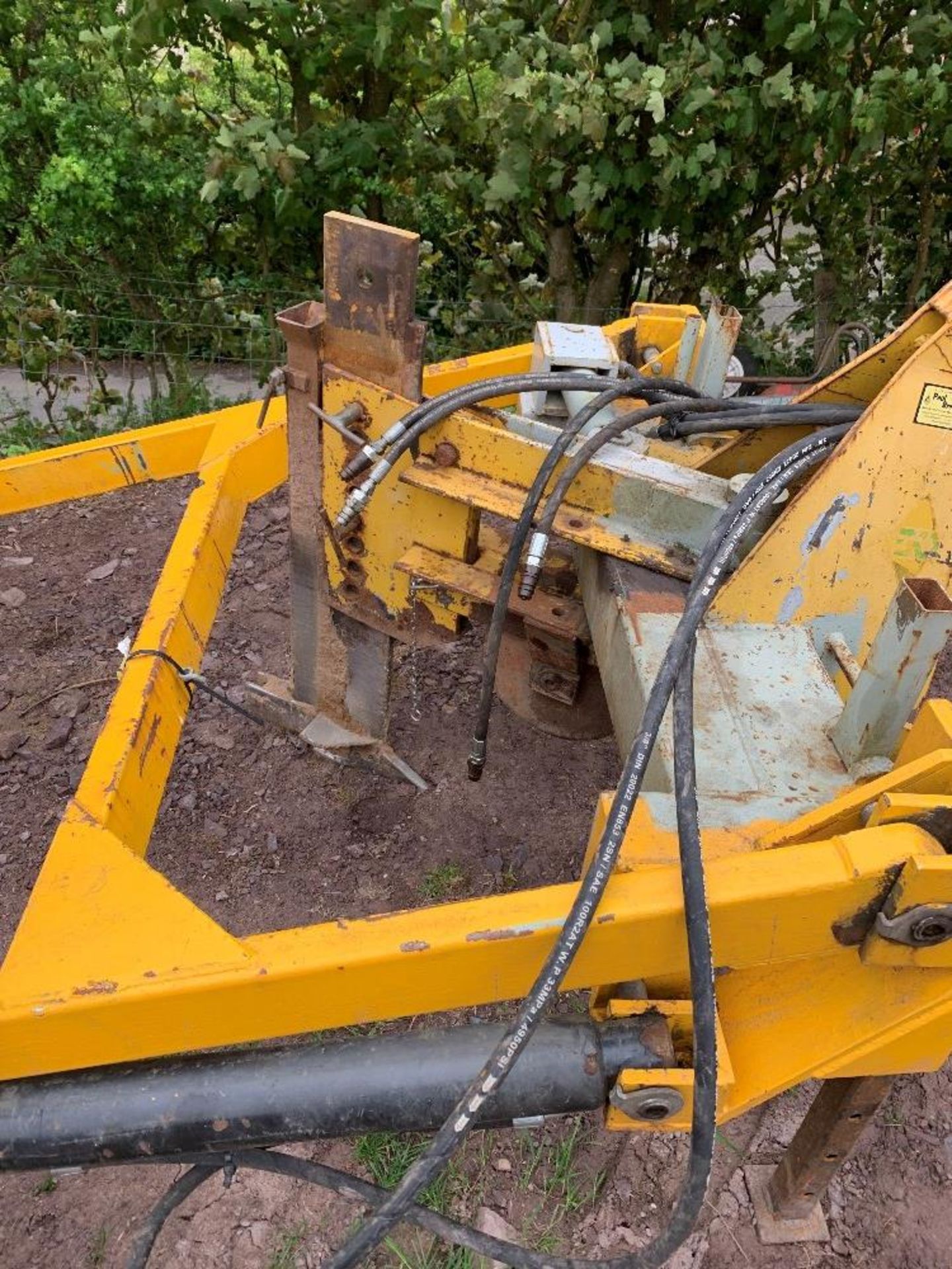 CABLE/PIPE/DUCT LAYING MOLE PLOUGH