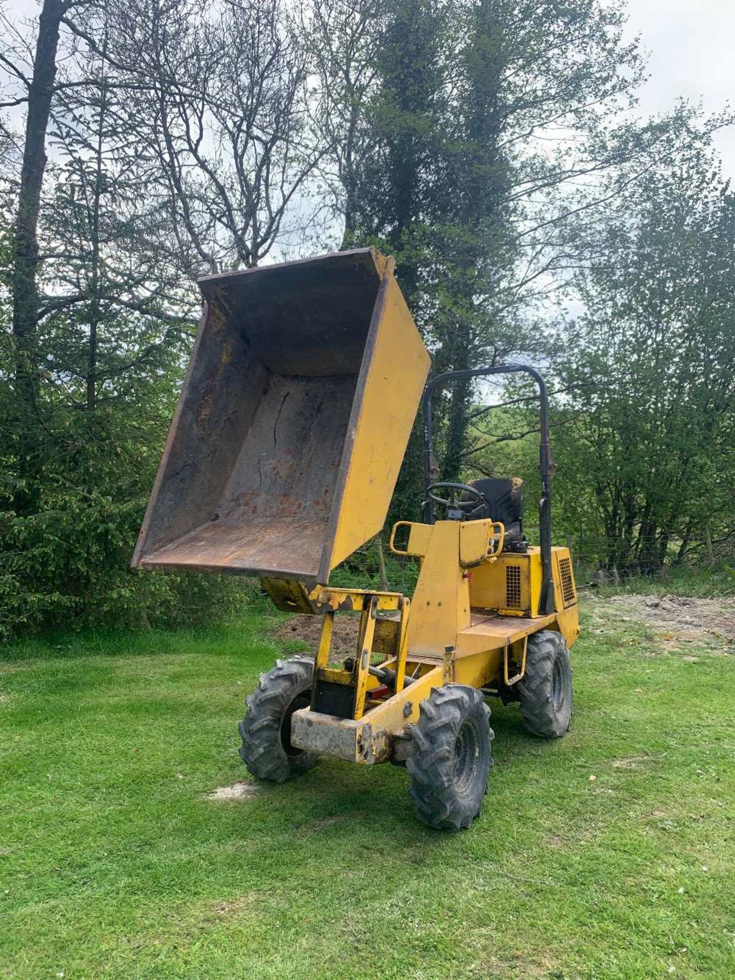 THWAITES DUMPER (1999) DUMPER 1 TONNE HIGH TIP GOOD WORKING ORDER