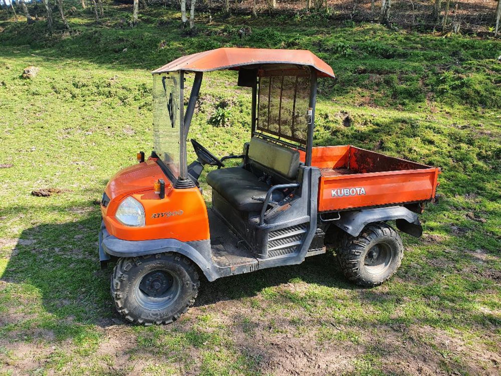 KUBOTA (2005) RTV DIESEL 4 X 4 - Image 2 of 3