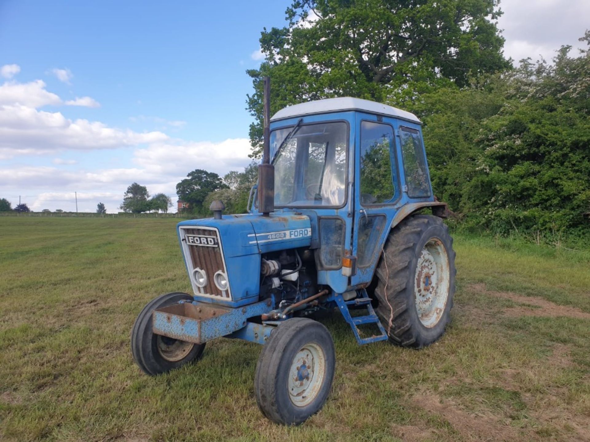 FORD 4600 TRACTOR (P REG) - Image 5 of 8