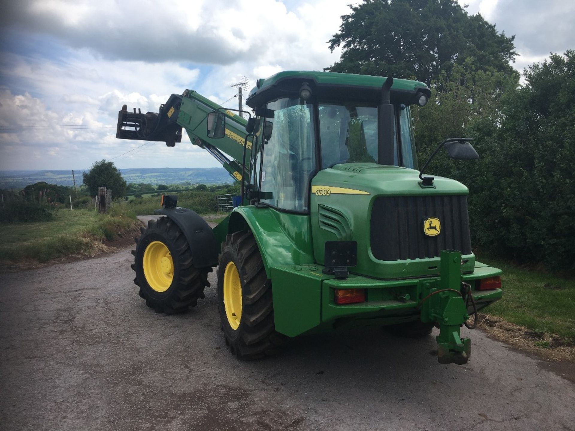 2003 JOHN DEERE 3800 PIVOT STEER LOADALL - Image 2 of 10