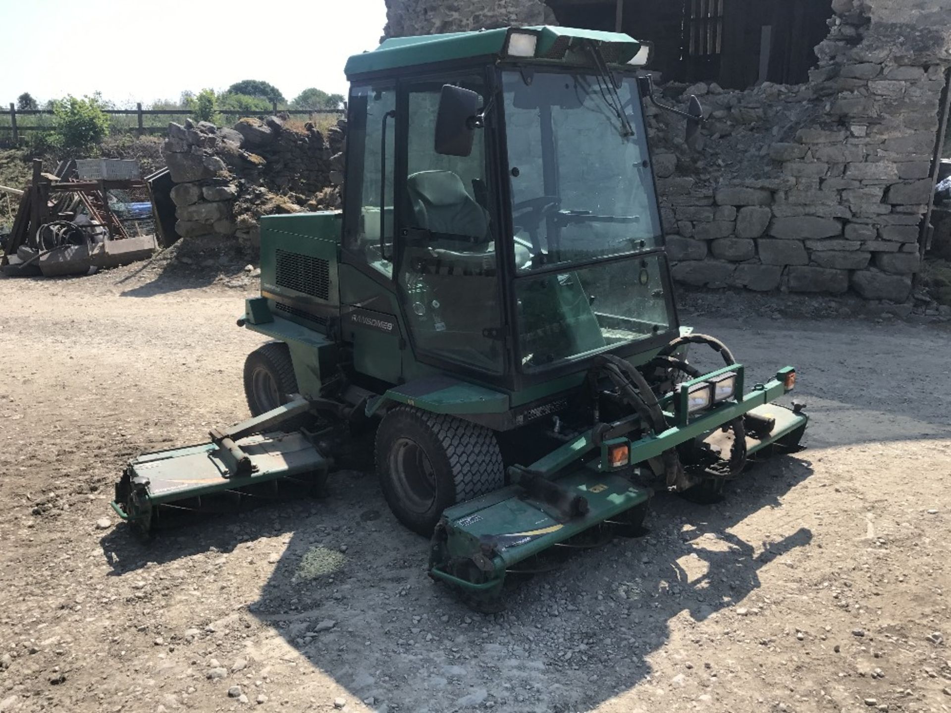 RANSOMES COMMANDER RIDE ON MOWER - Image 4 of 7