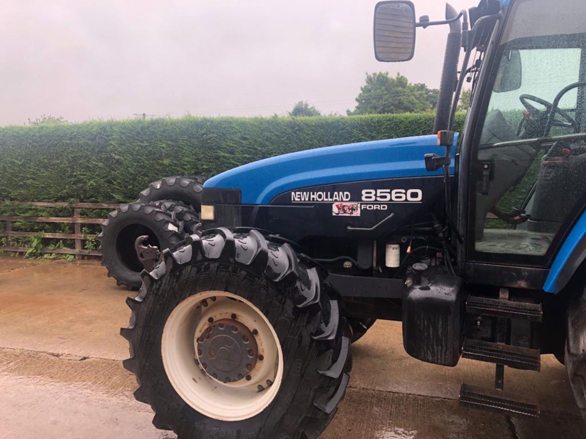 NEW HOLLAND 8560 4WD TRACTOR - Image 6 of 8