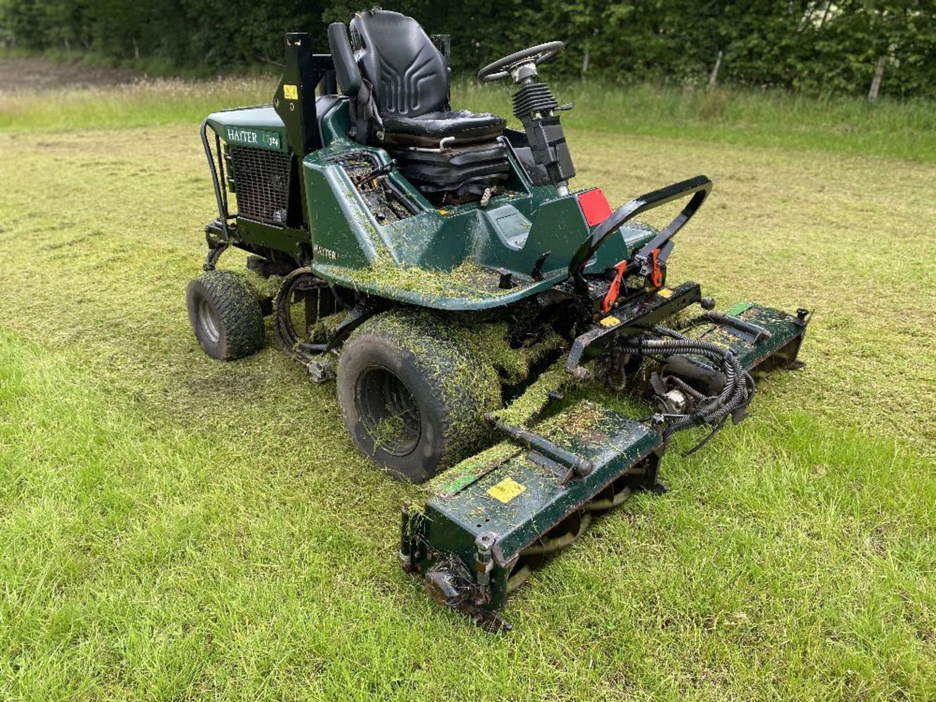 HAYTER LT 324 GANG MOWER - Image 4 of 8