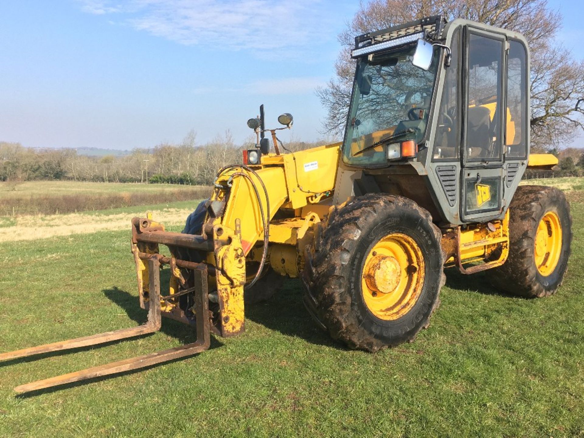 JCB 525-58 TELESCOPIC LOADER - Image 2 of 9