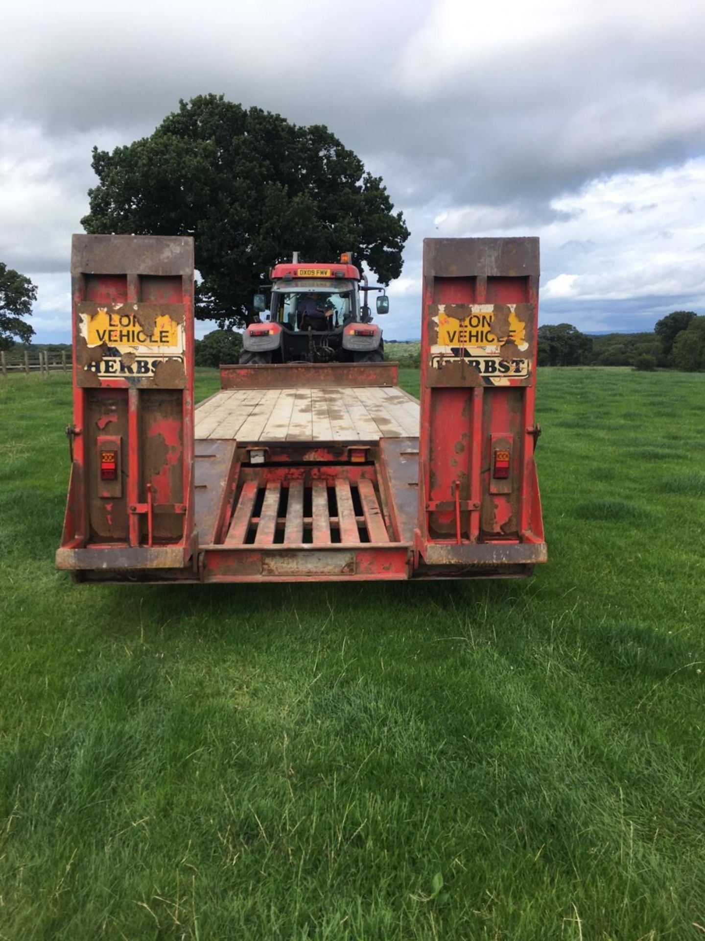 HERBST 18 TON 24FT LONG PLANT TRAILER - Image 4 of 5