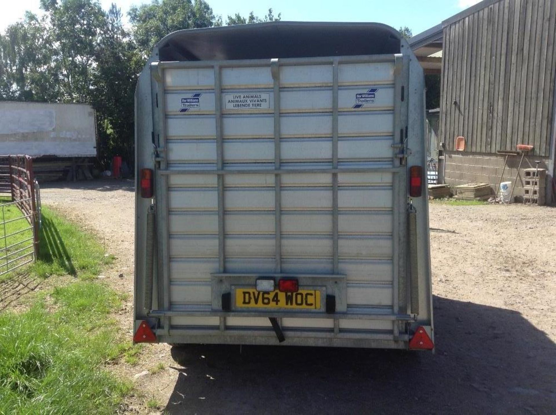 IFOR WILLIAMS 10' STOCK TRAILER - Image 4 of 5