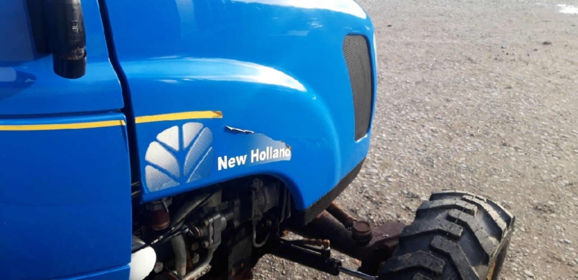 NEW HOLLAND TC27DA COMPACT TRACTOR - Image 13 of 15