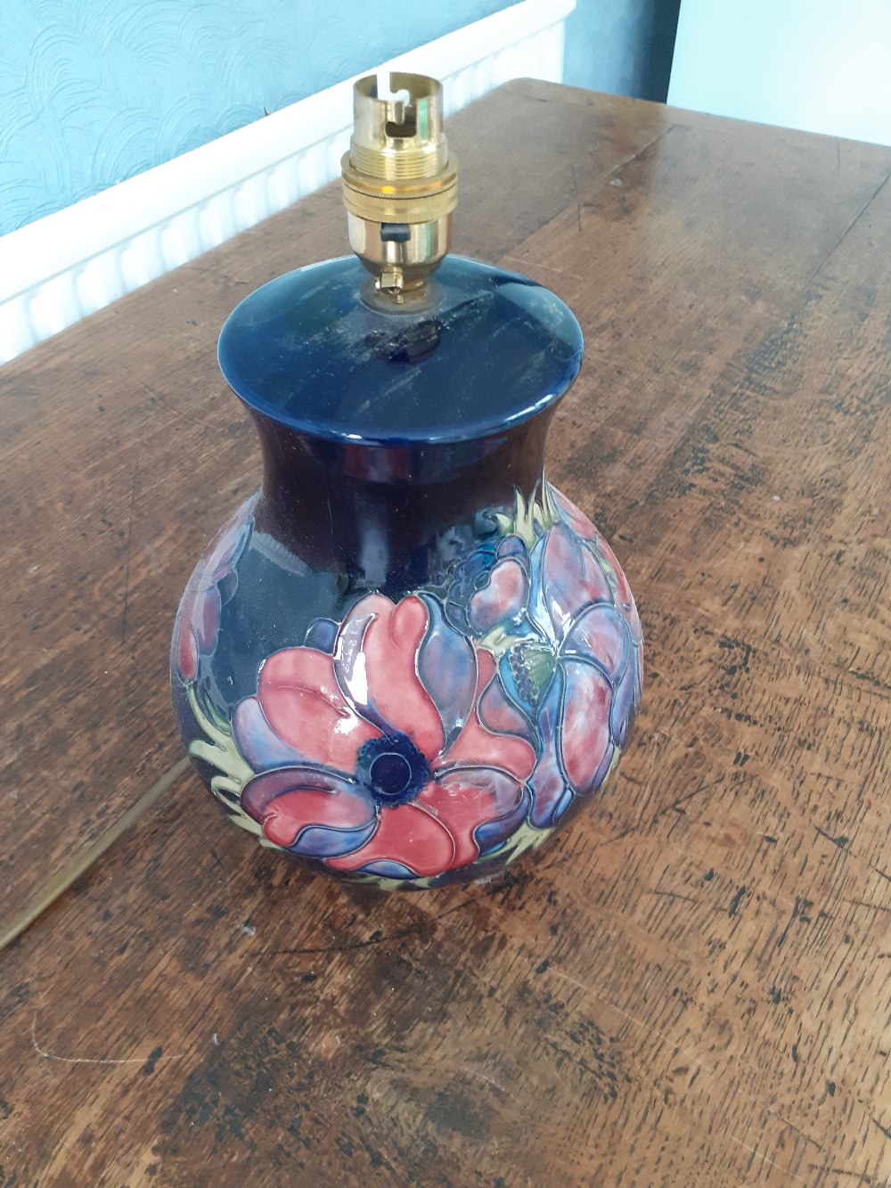 Moorcroft table lamp with Peony design 12"high