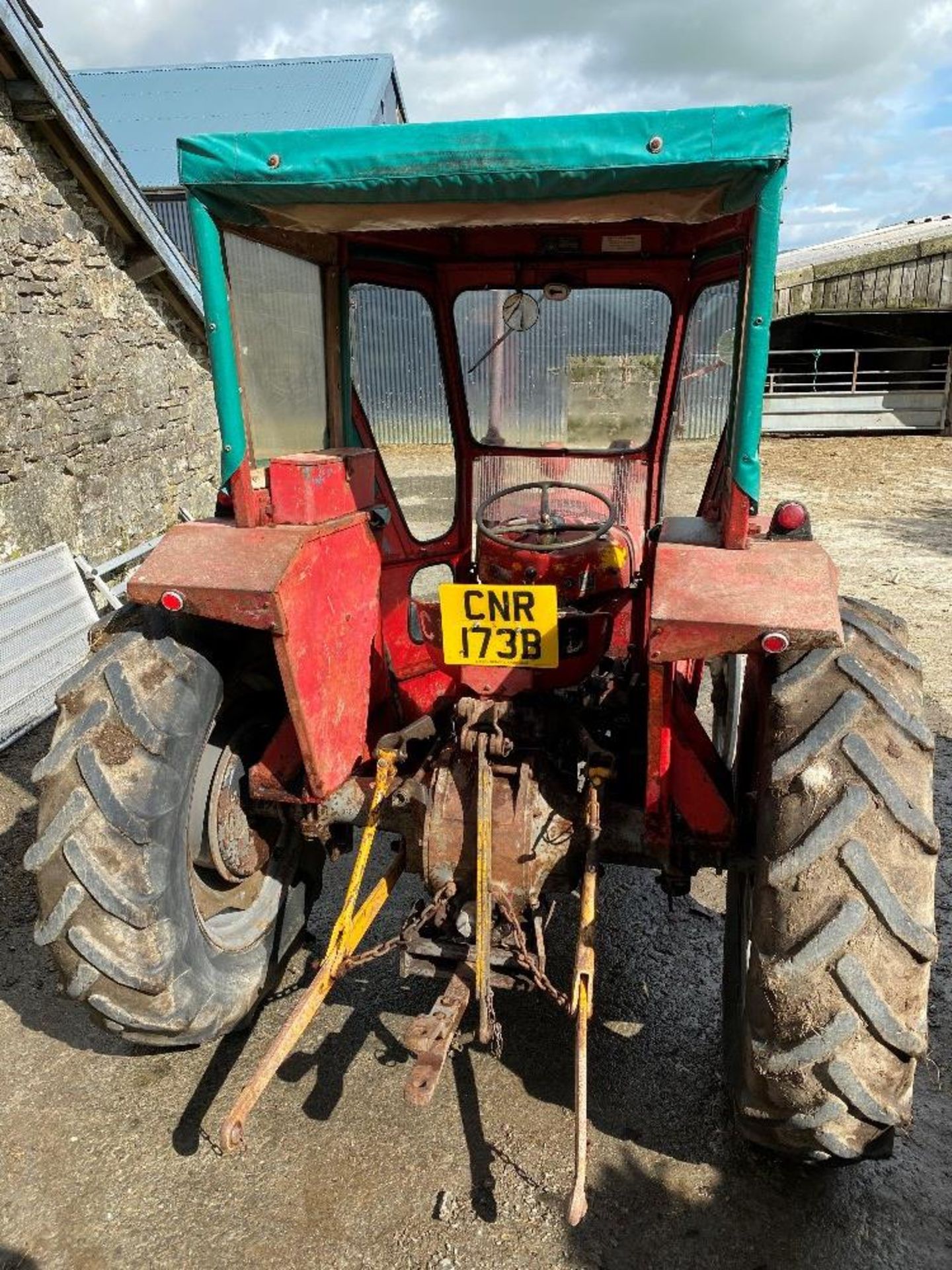 MASSEY FERGUSON 35X INDUSTRIAL TRACTOR - Image 3 of 4