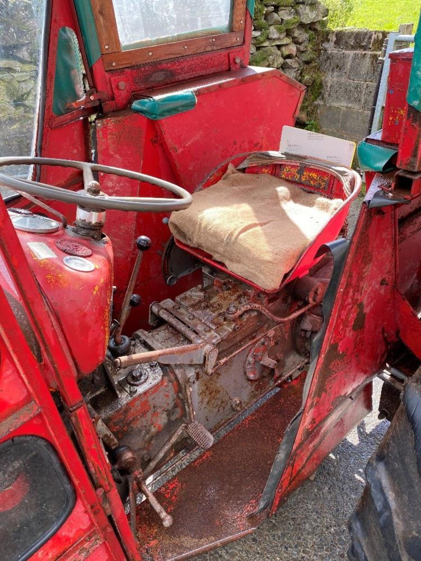 MASSEY FERGUSON 35X INDUSTRIAL TRACTOR - Image 4 of 4