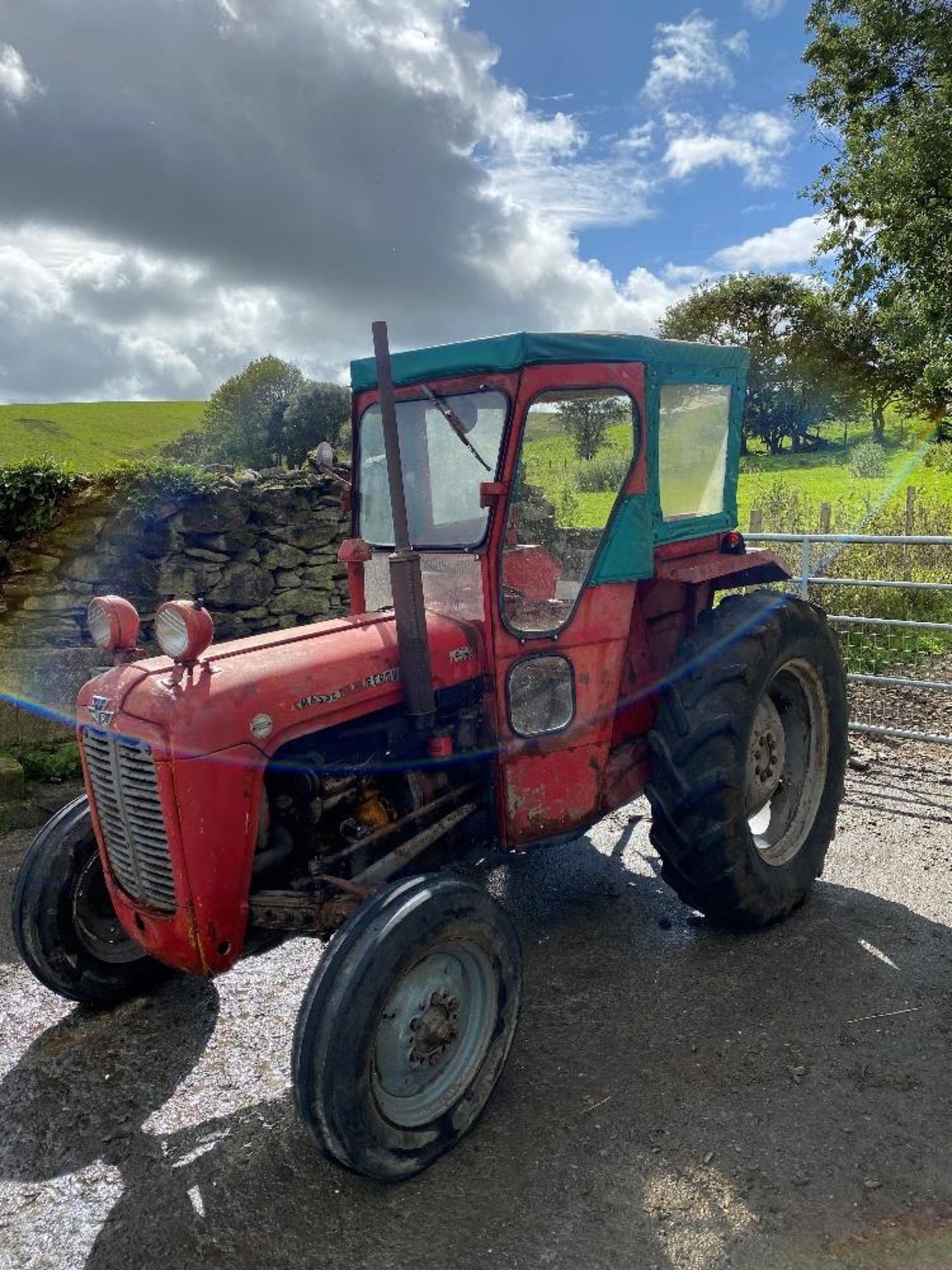 MASSEY FERGUSON 35X INDUSTRIAL TRACTOR