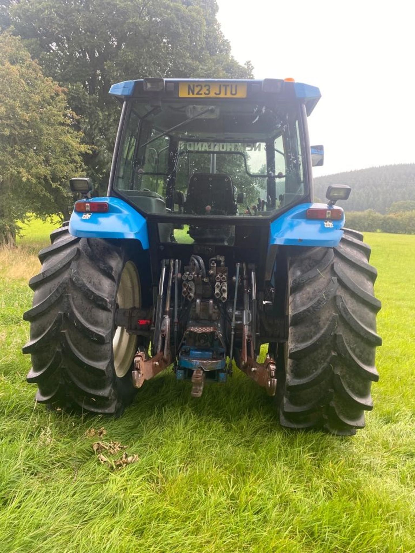 NEW HOLLAND 7840 4WD TRACTOR - Image 6 of 17