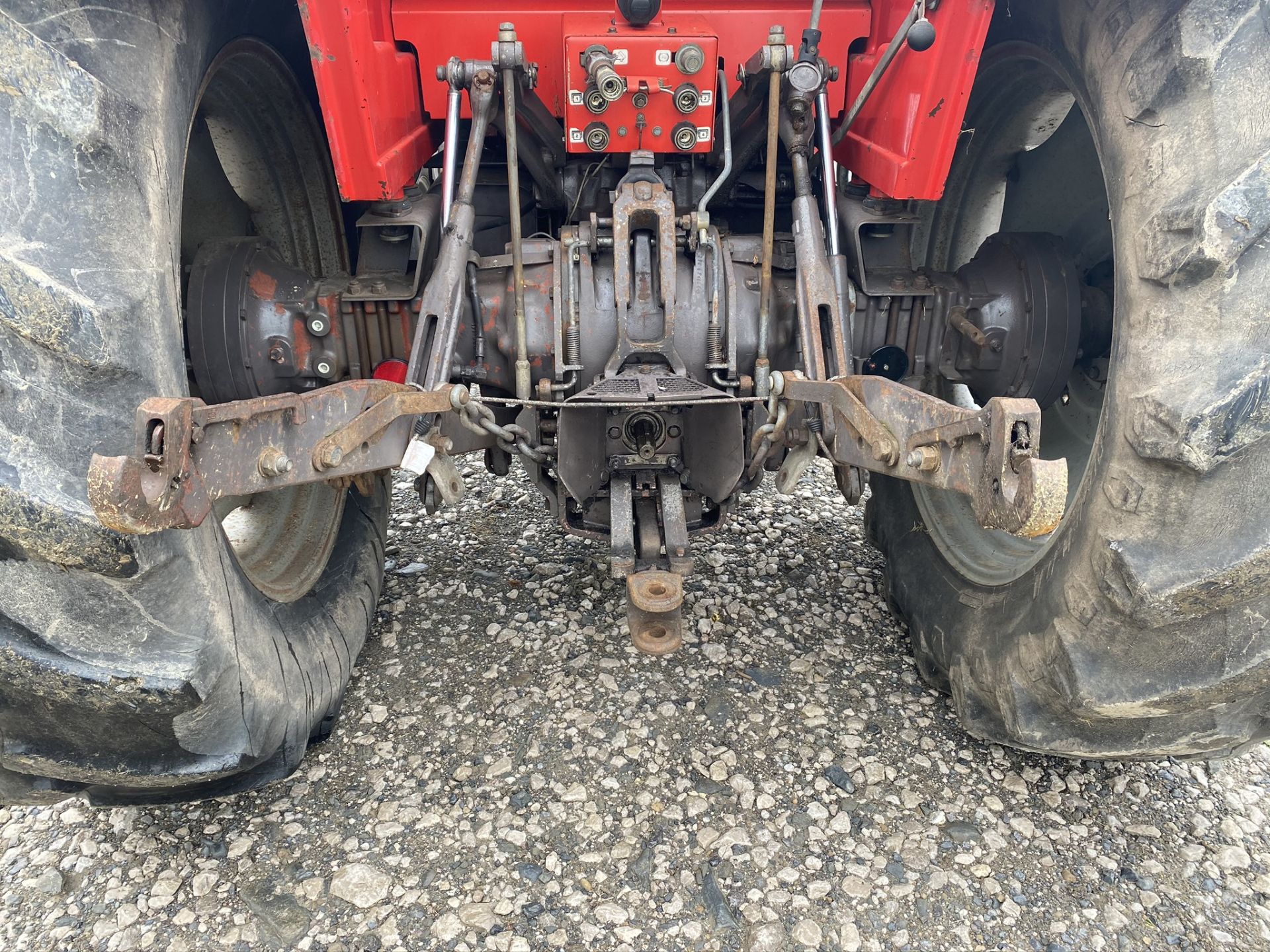 MASSEY FERGUSON 698 TRACTOR - Image 3 of 10