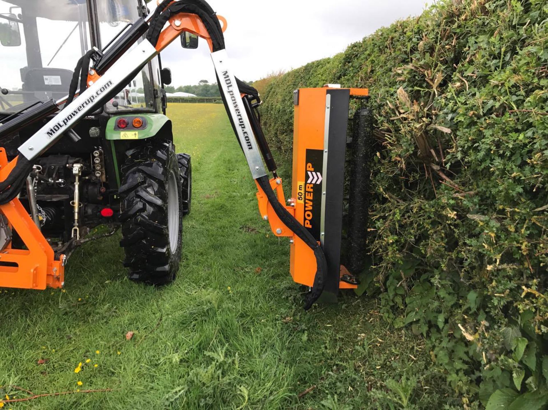 POWER UP A80 HEDGECUTTER AND FINGER BAR - Image 4 of 7