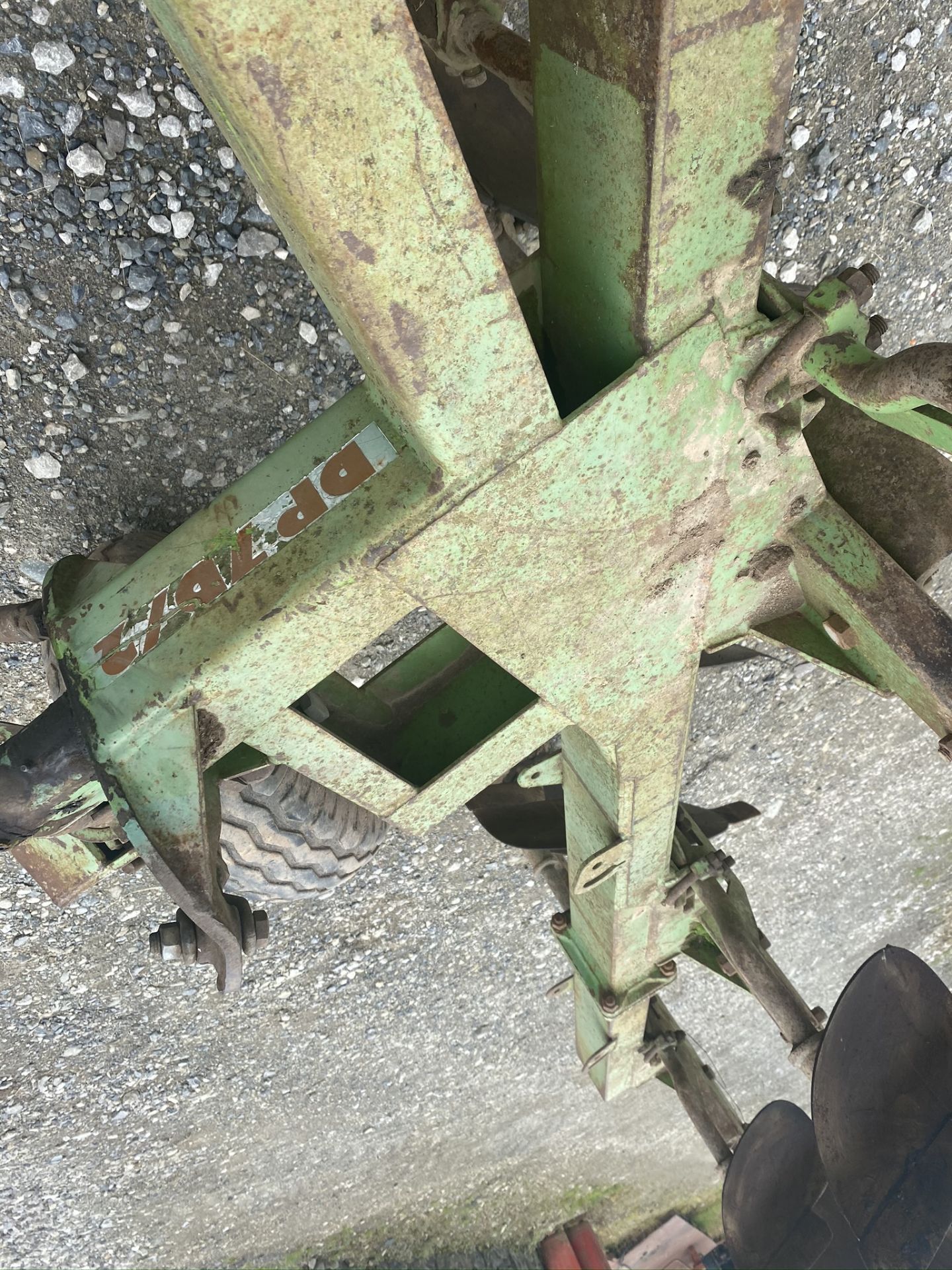 DOWDESWELL DP7D2 5 FURROW PLOUGH - Image 10 of 10