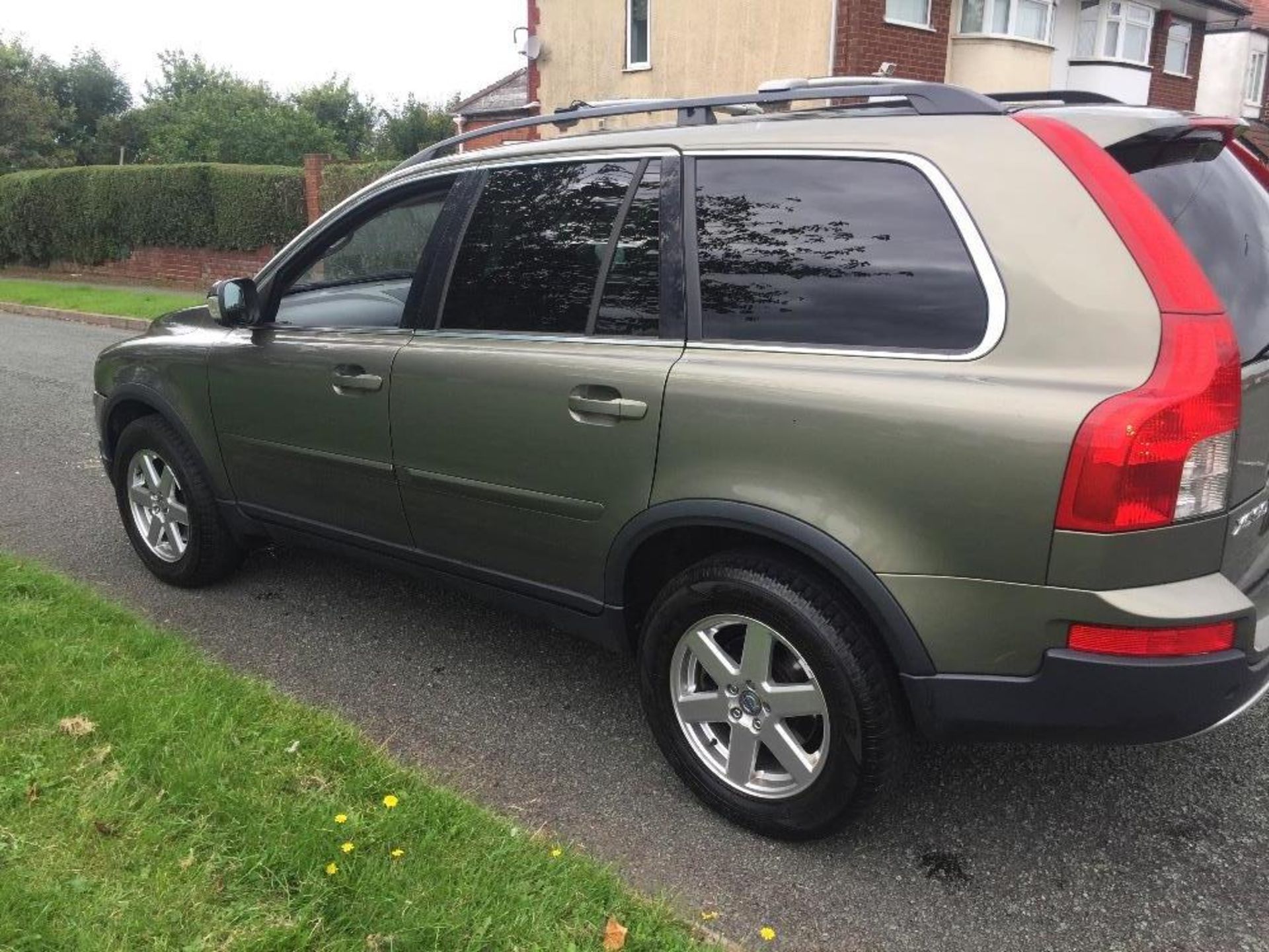 VOLVO XC90 ACTIVE AWD D5 - Image 10 of 12