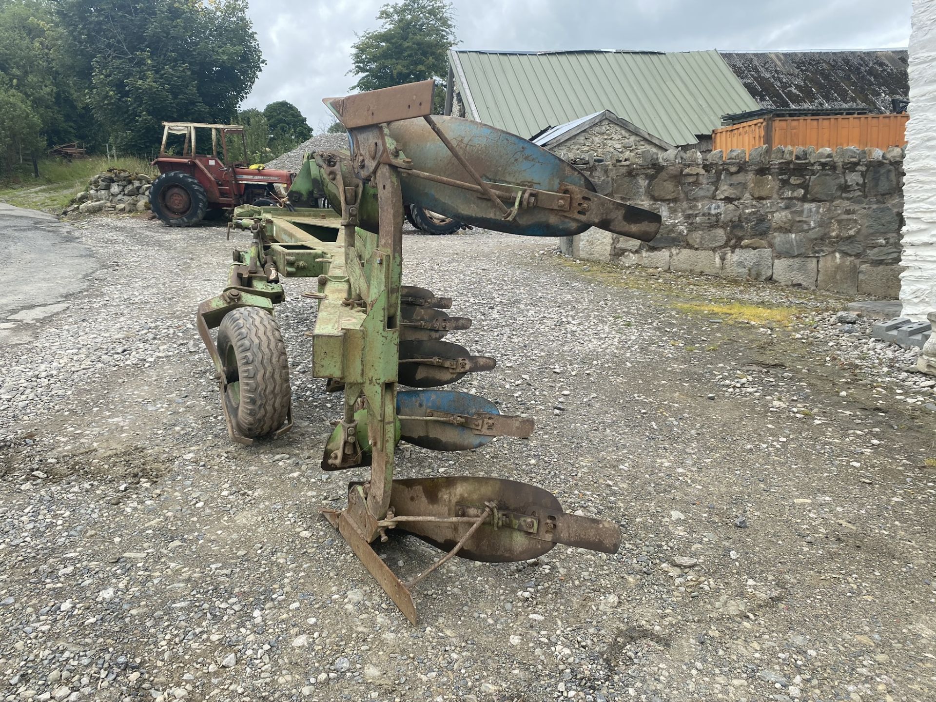 DOWDESWELL DP7D2 5 FURROW PLOUGH - Image 5 of 10