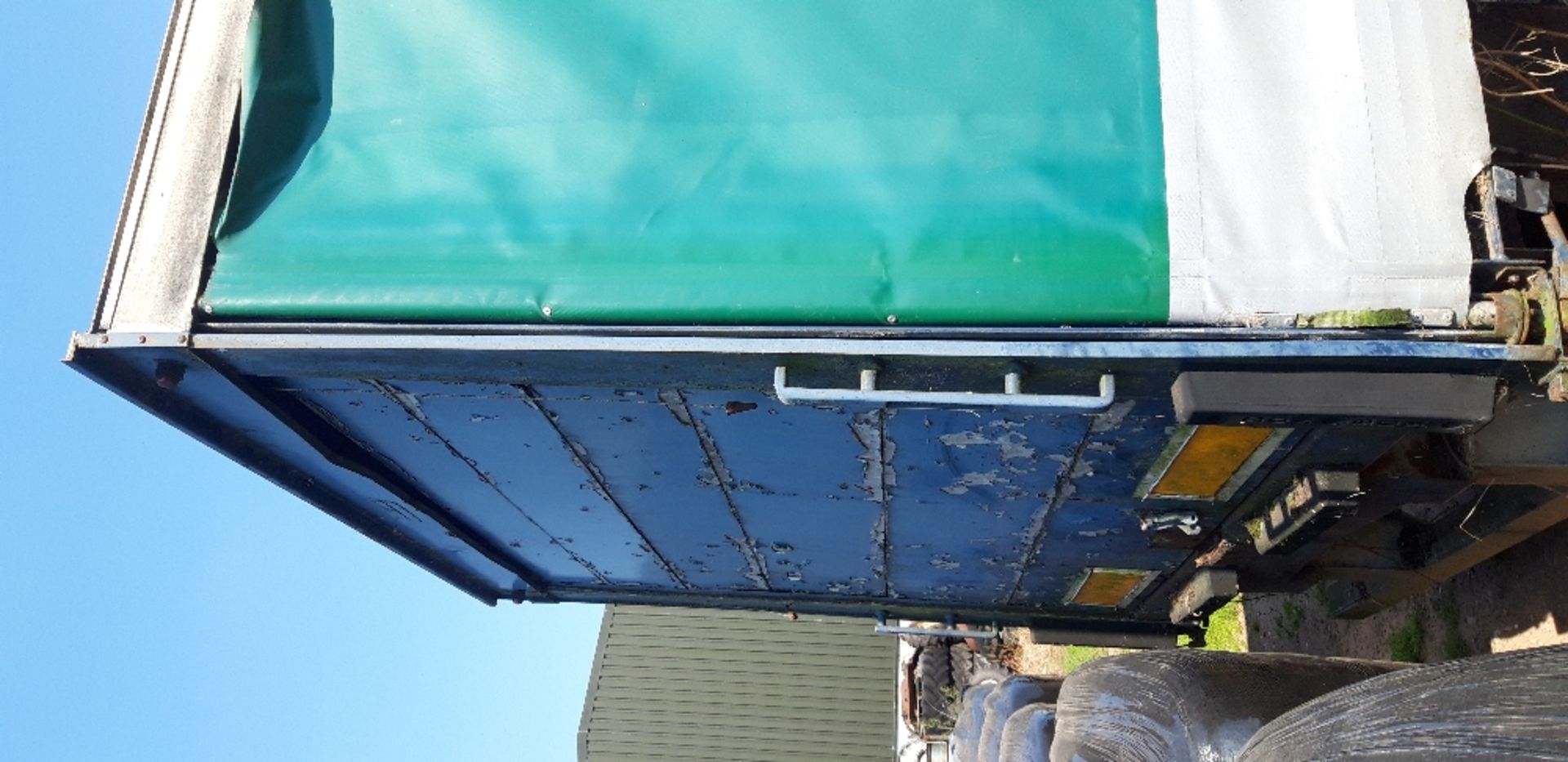 SINGLE AXLE CURTAIN SIDED TRAILER - Image 3 of 5