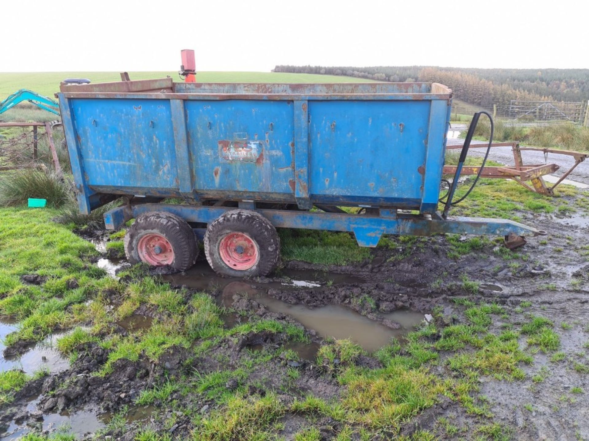 WEST 8 TON GRAIN TRAILER - Image 2 of 5