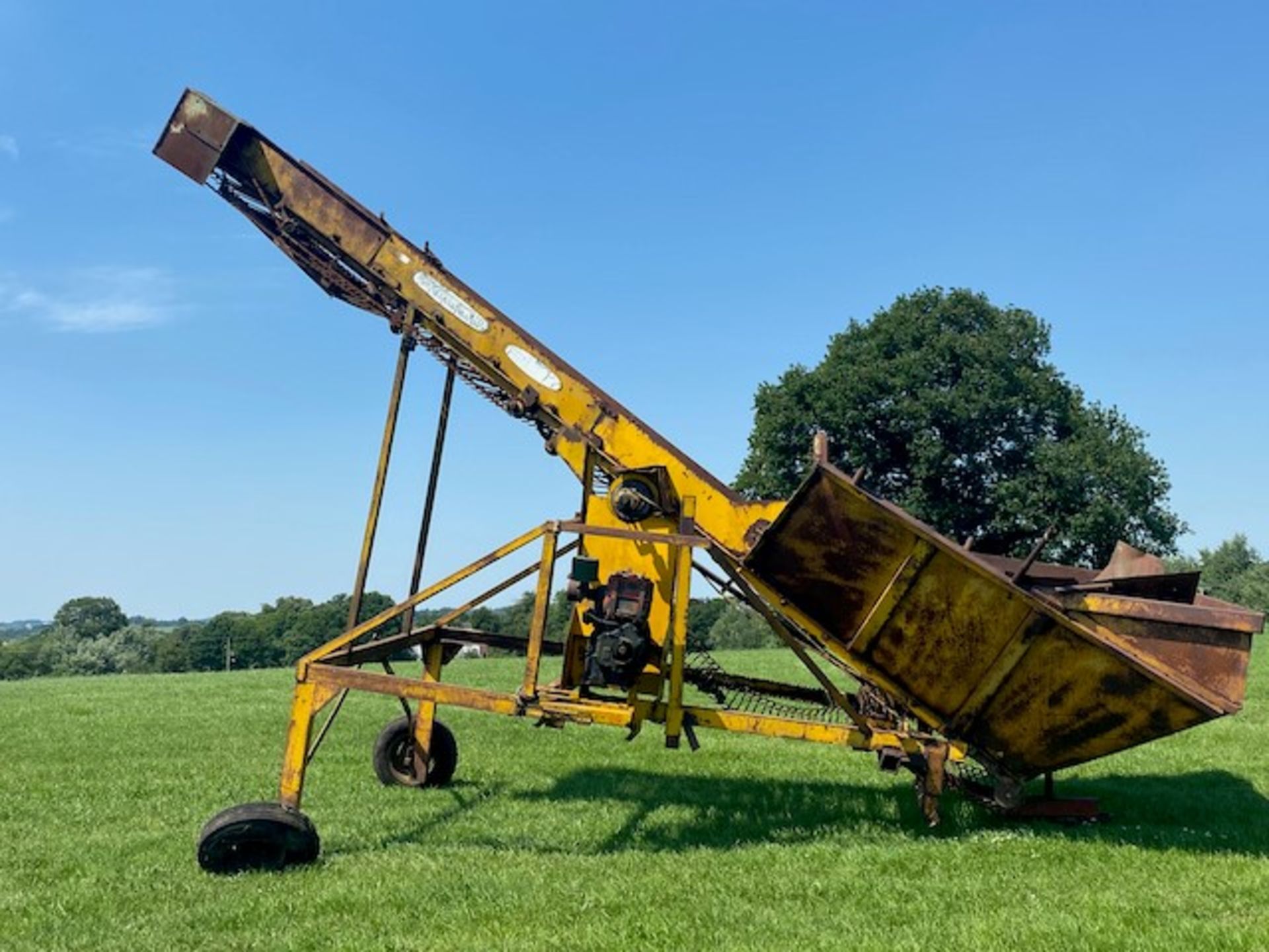 FODDER BEET CLEANER LOADER - Image 3 of 3