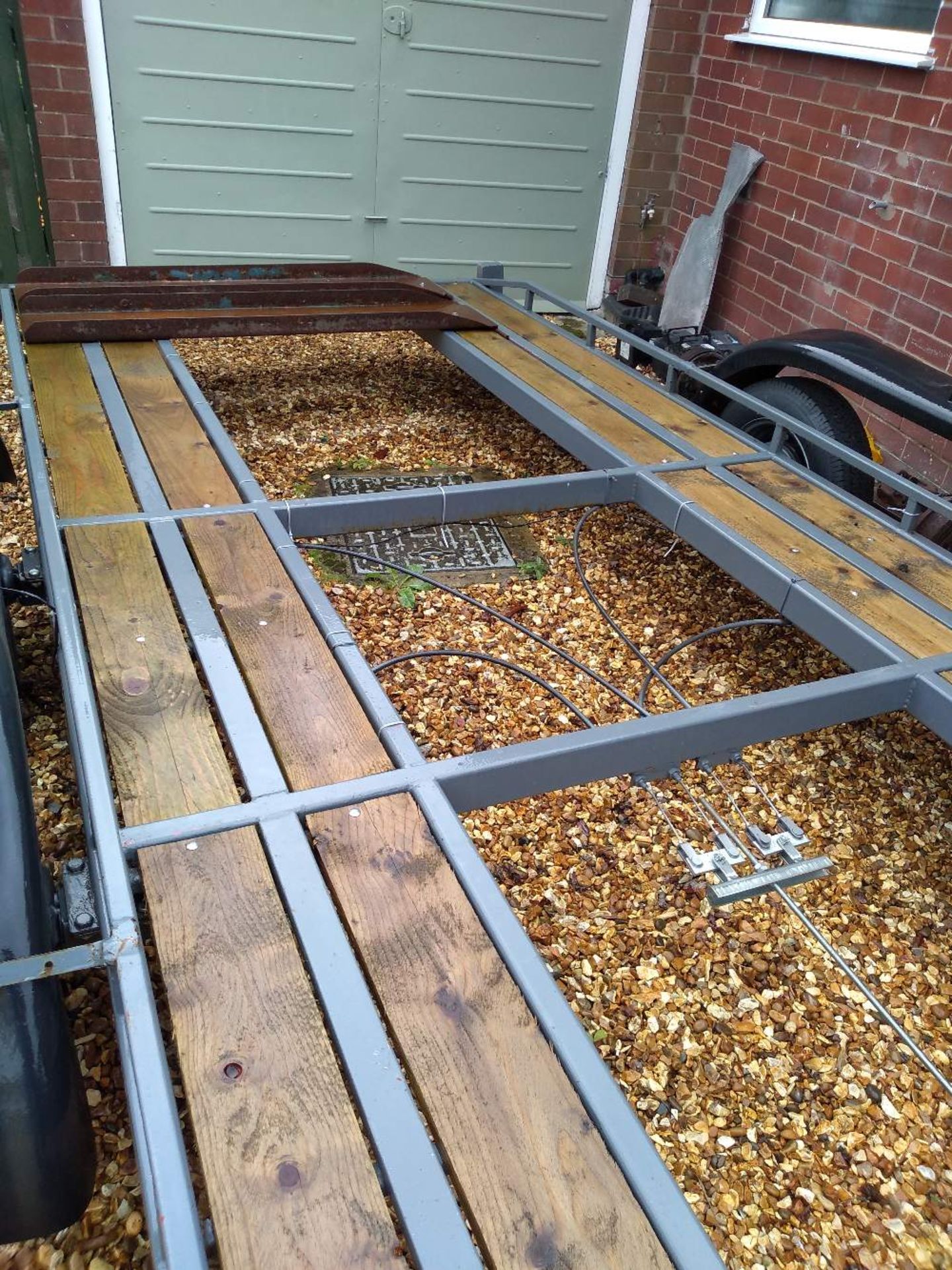 CAR TRANSPORT TRAILER. 21ft LONG. 14ft B - Image 2 of 3