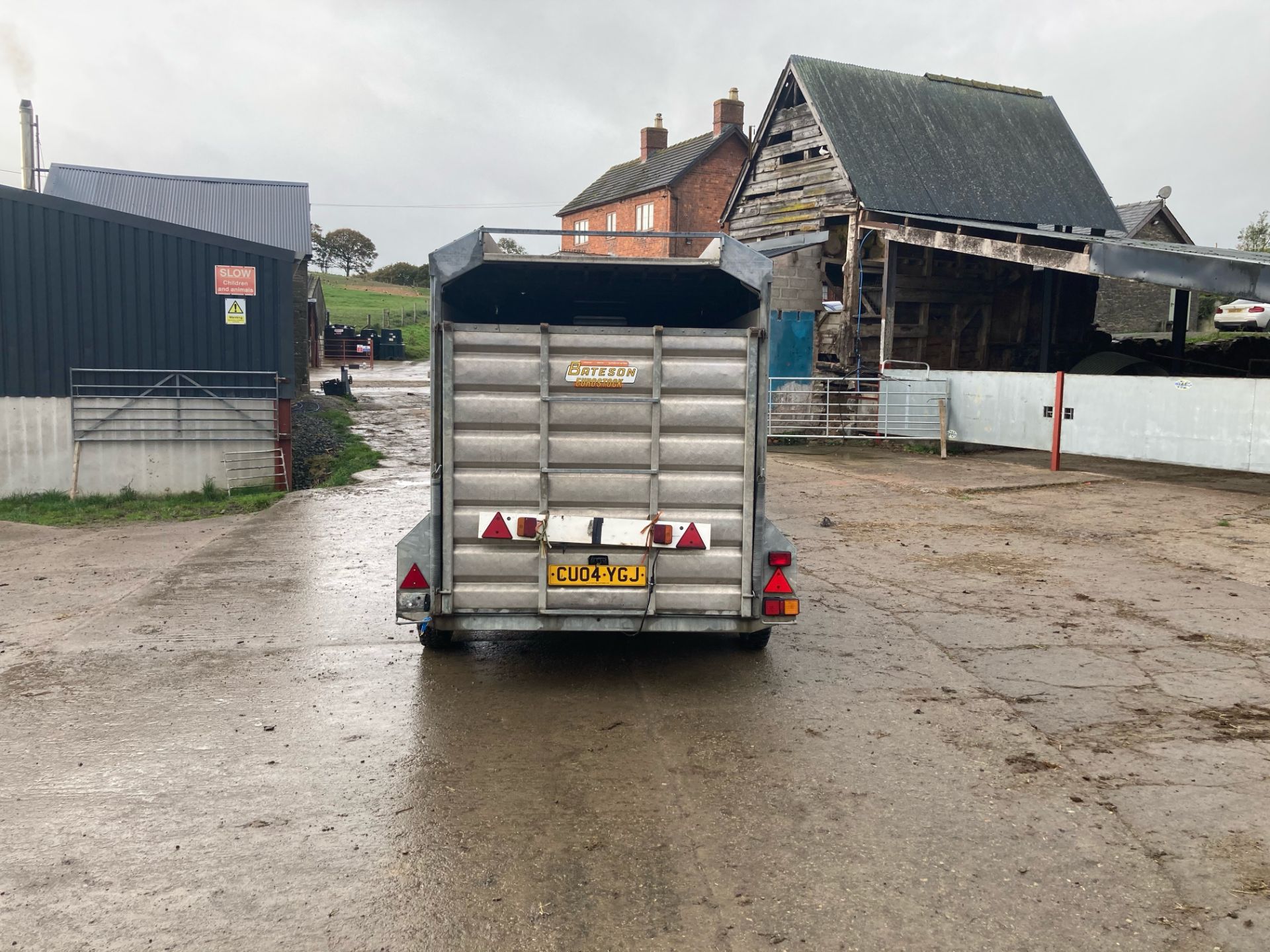 12ft BATESON STOCK TRAILER - Image 3 of 5