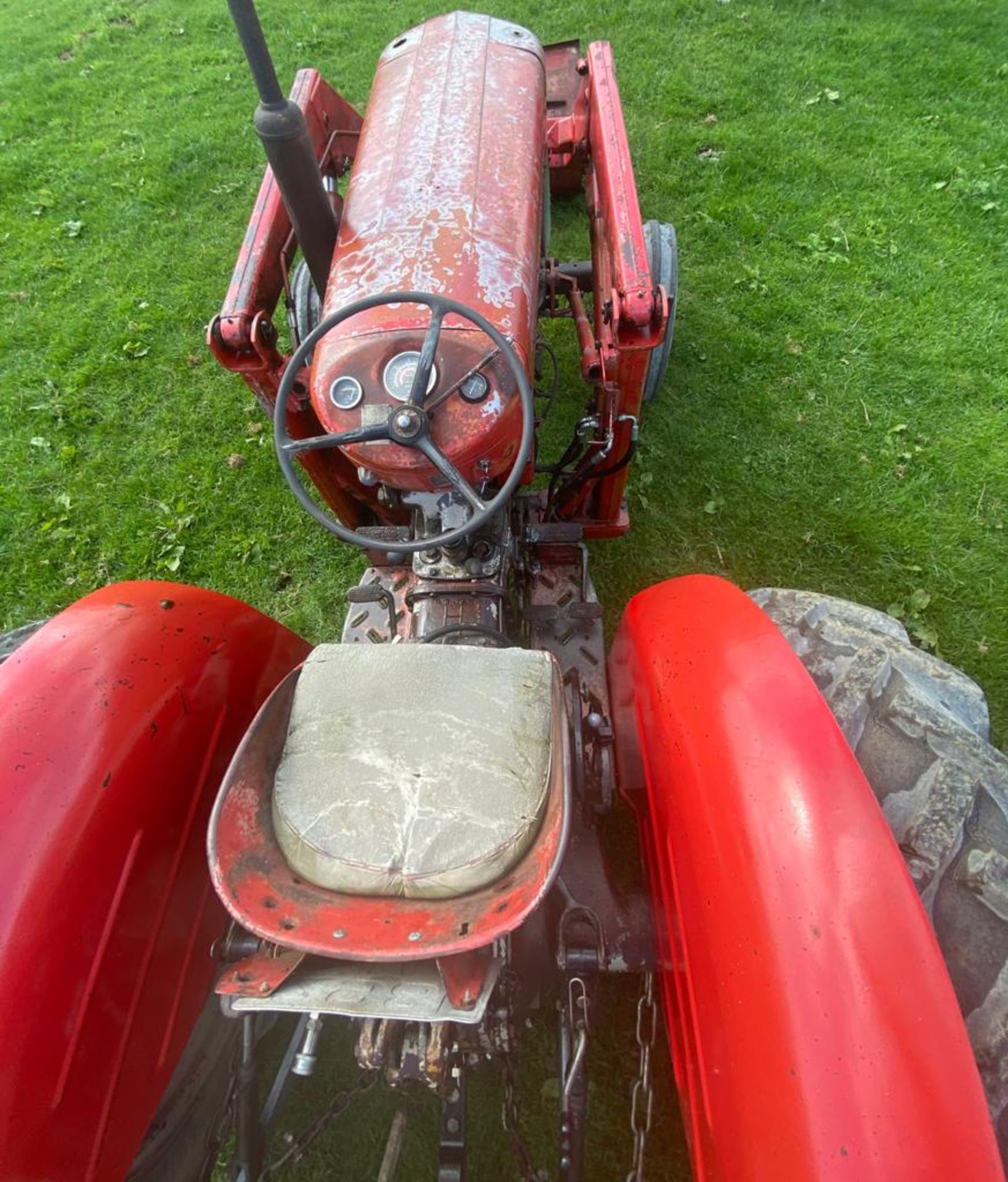 MASSEY FERGUSON 65 TARCTOR - Image 4 of 9