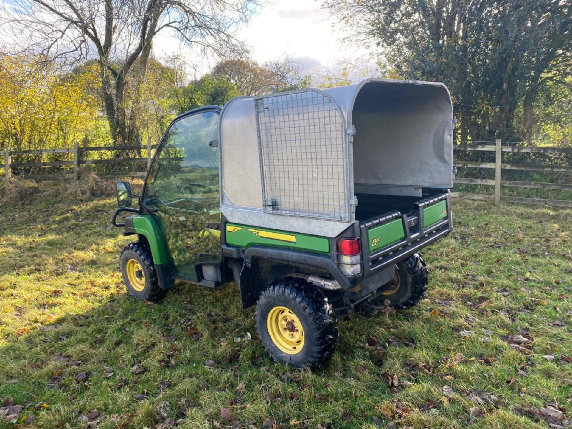 JOHN DEERE 855D GATOR FULL CAB 2012 - Image 4 of 8