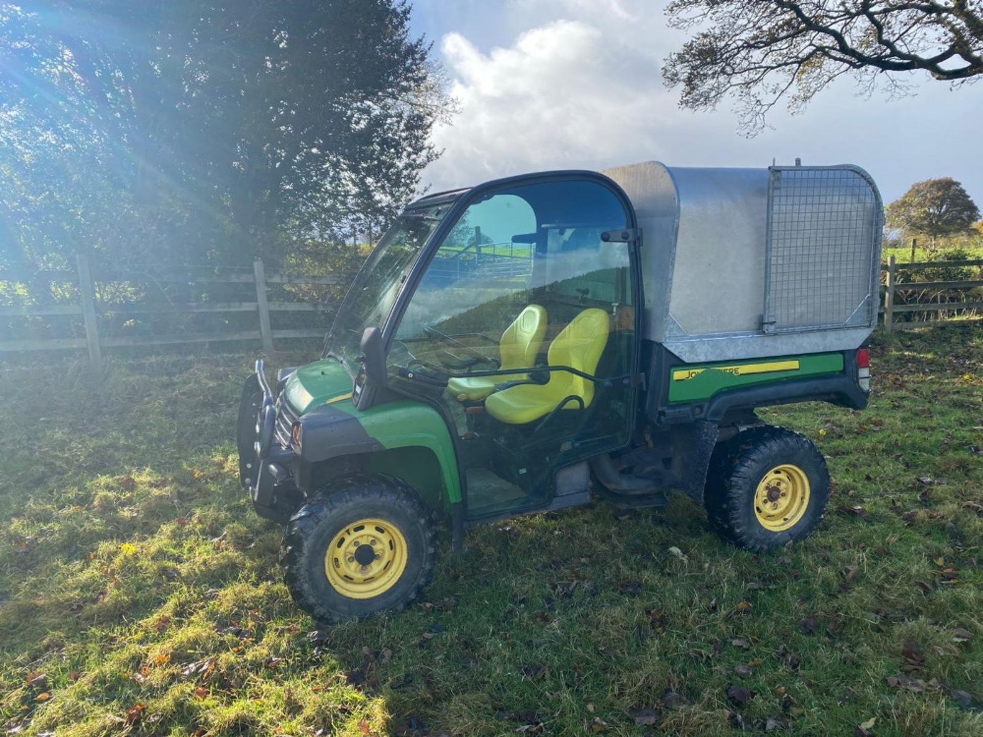 JOHN DEERE 855D GATOR FULL CAB 2012 - Image 3 of 8