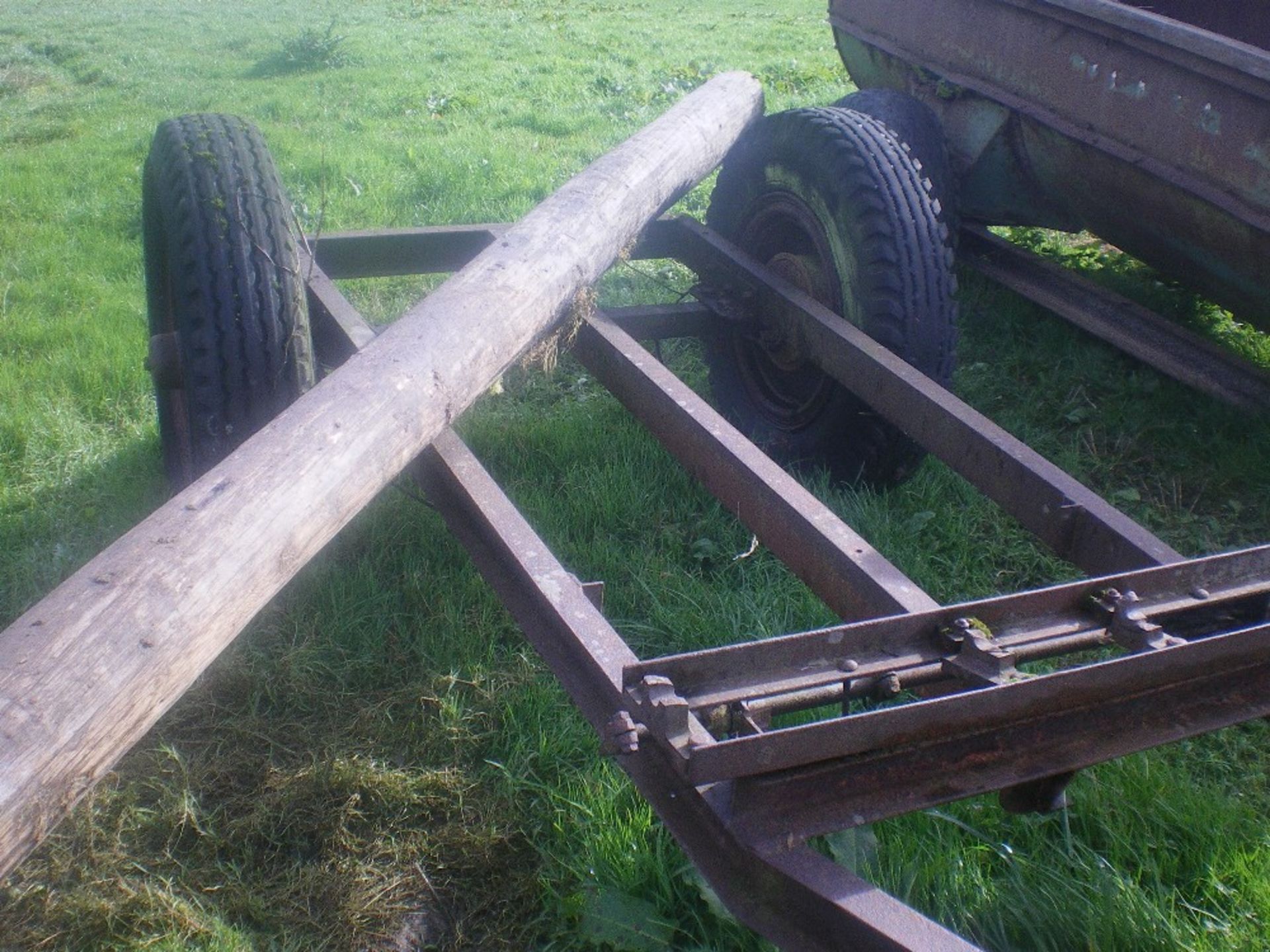 TRAILER CHASSIS - Image 2 of 2