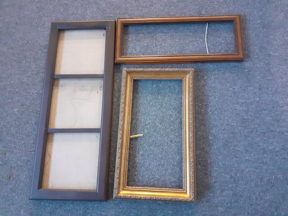 A Qty of picture frames