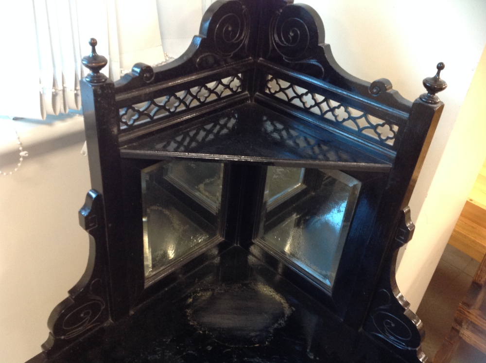 VICTORIAN CORNER MIRROR BACKED WHAT NOT - Image 3 of 3