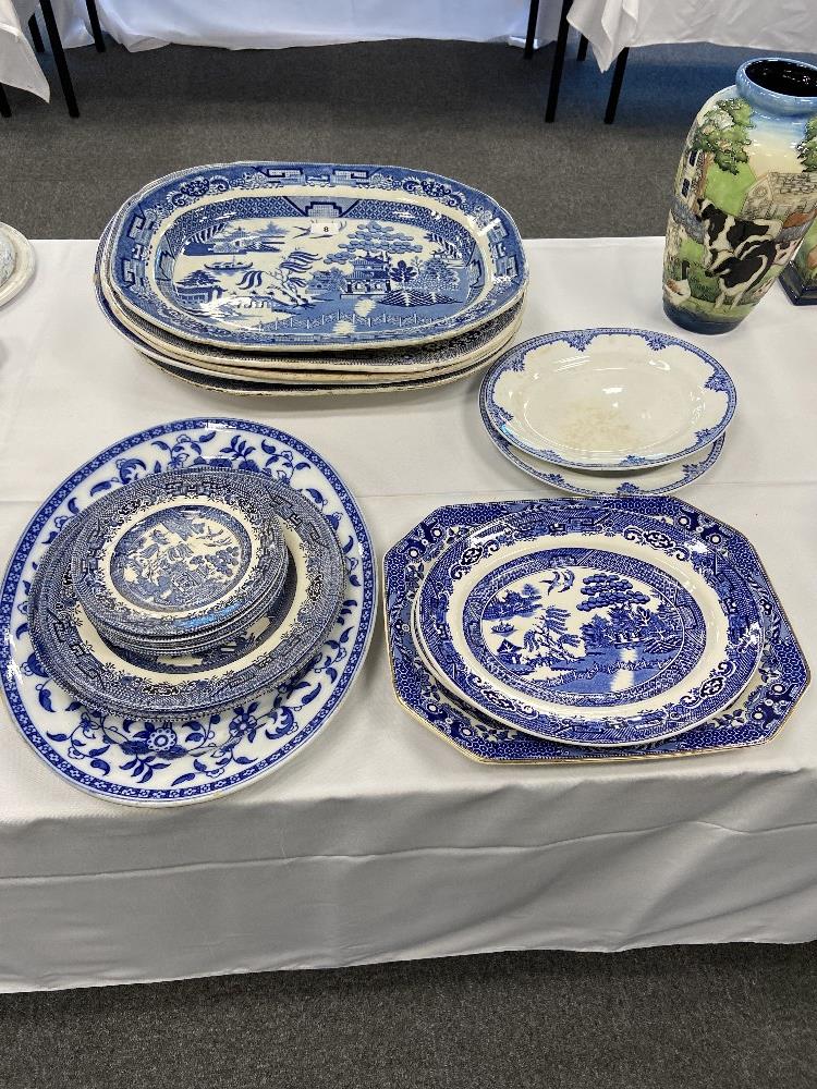 Five Victorian blue and white meat plates and a qty of other blue and white wares. 11 items