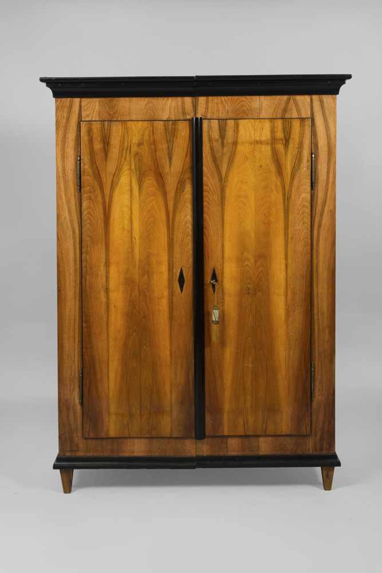 Biedermeier-Kleiderschrank - Bild 2 aus 4