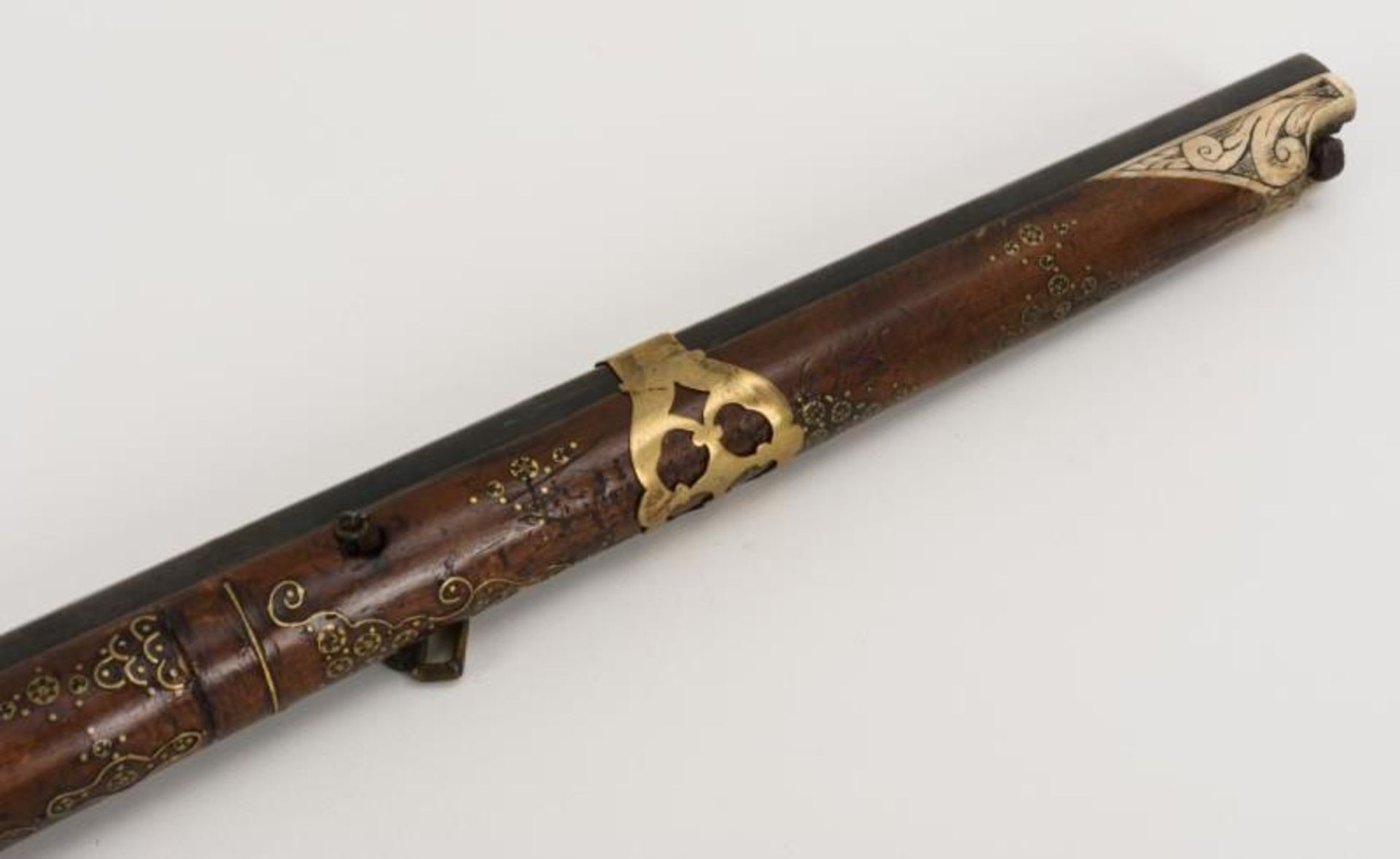 Orientalisches Steinschlossgewehr mit Bein- und Messingeinlagen - Bild 4 aus 8